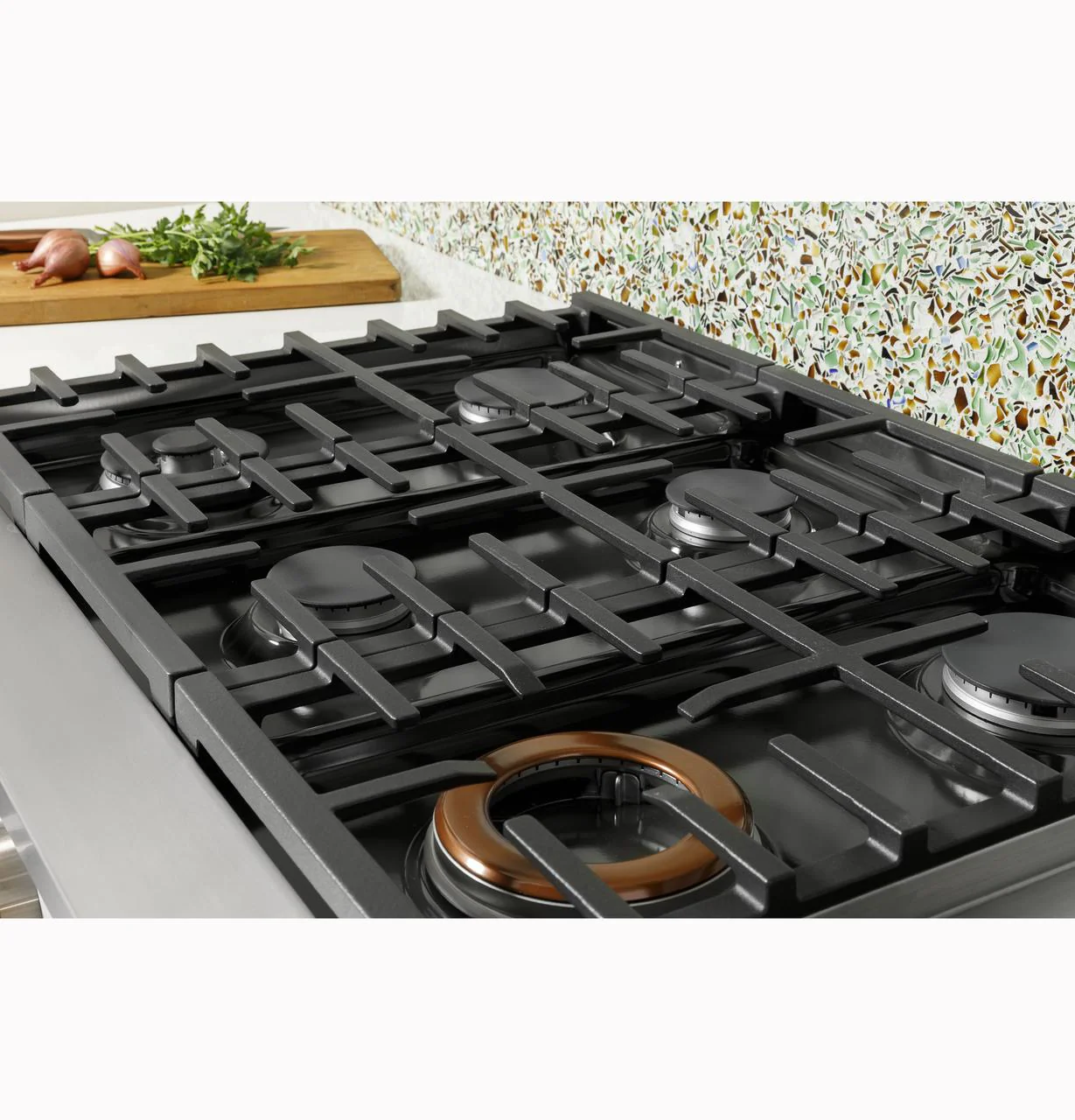 Cafe CGU486P4TW2 CAF(EBACK)™ 48" Commercial-Style Gas Rangetop with 6 Burners and Integrated Griddle (Natural Gas) - Image 28