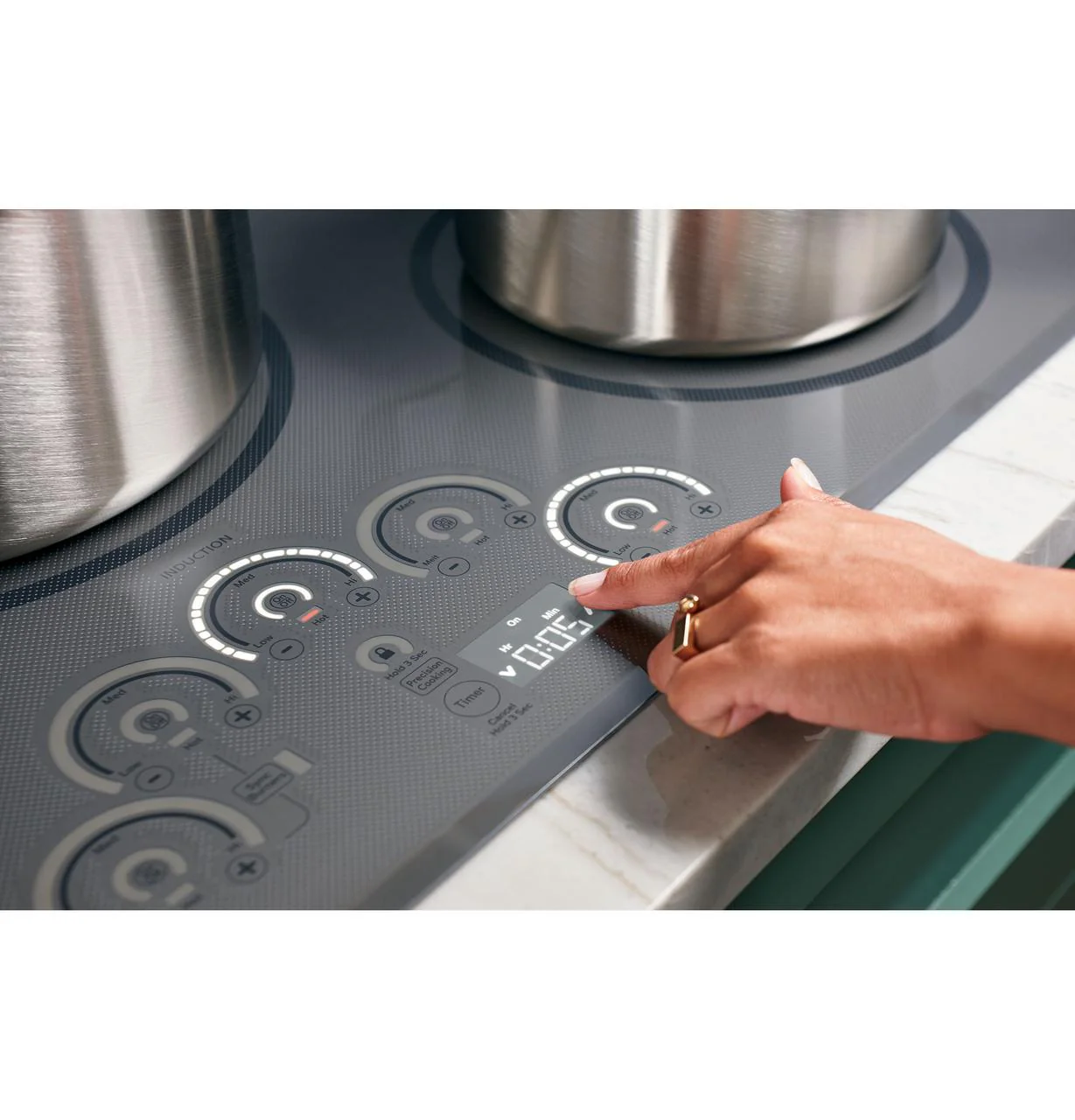 Caf(eback)™ 30" Smart Touch-Control Induction Cooktop - Image 23