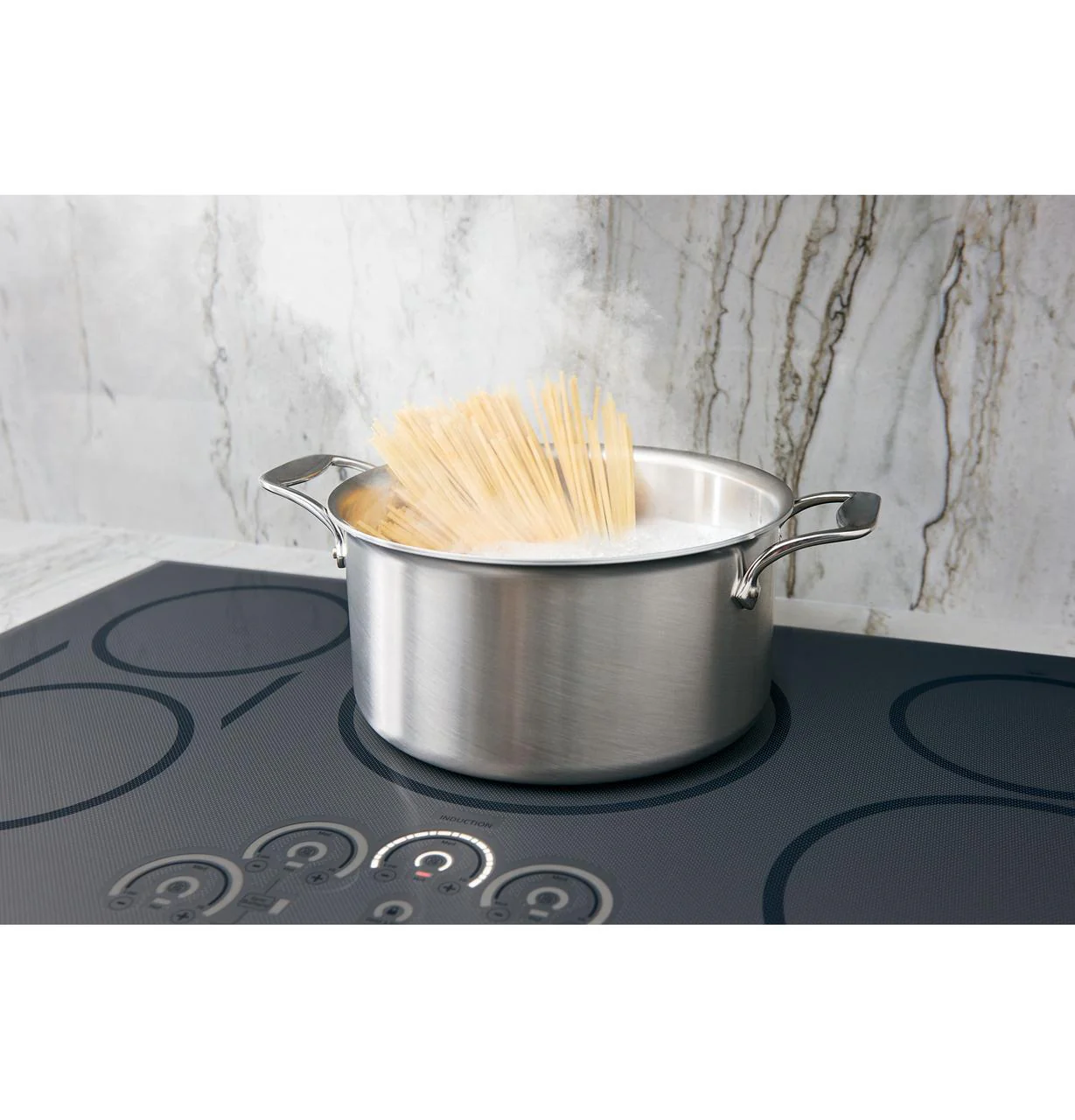 Caf(eback)™ 30" Smart Touch-Control Induction Cooktop - Image 24