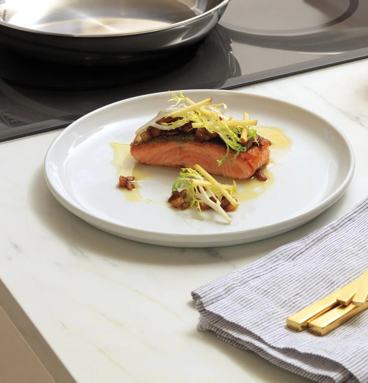 Caf(eback)™ 30" Smart Touch-Control Induction Cooktop - Image 5