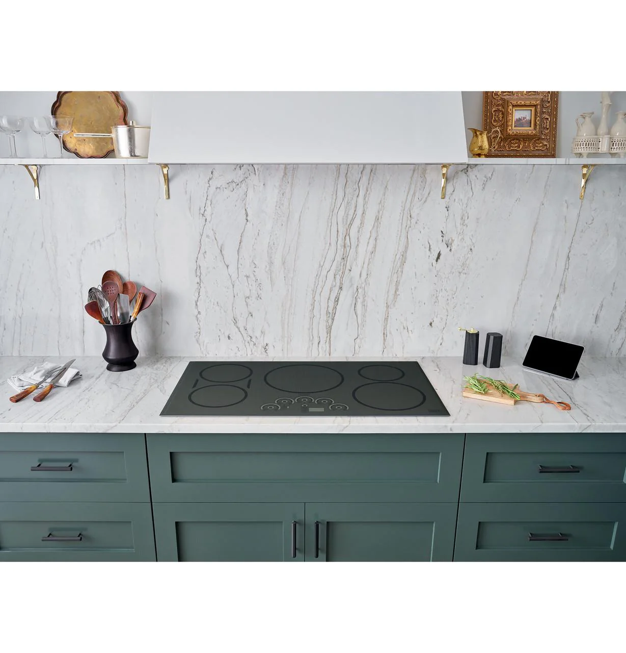 Caf(eback)™ 36" Smart Touch-Control Induction Cooktop - Image 7