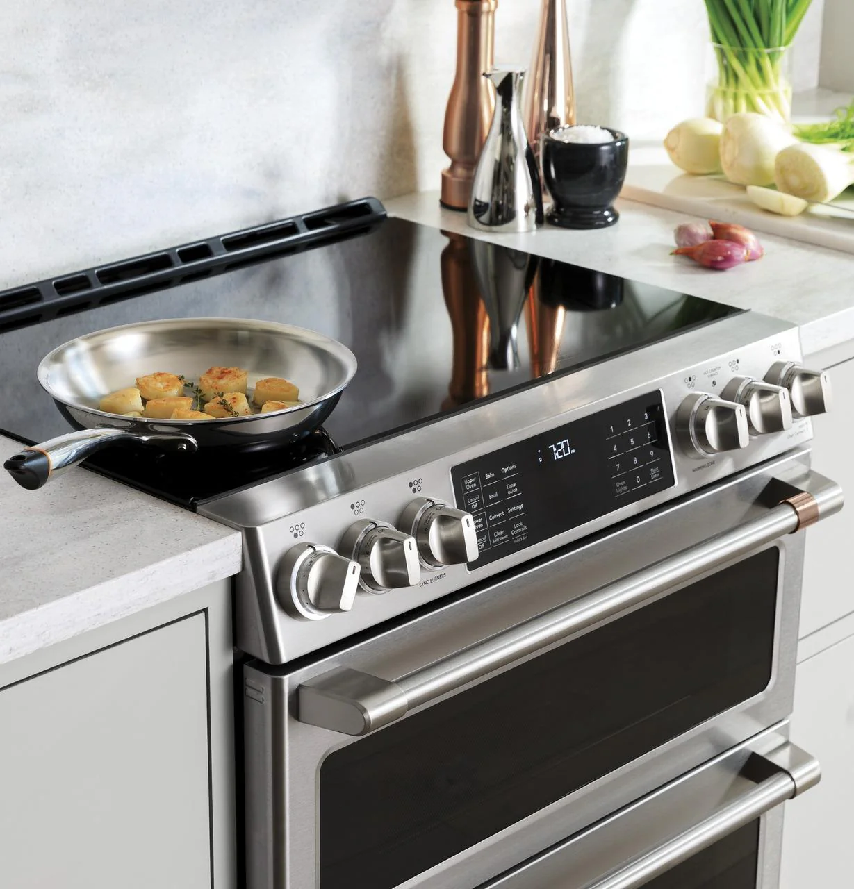 Cafe CHS900P2MS1 CAF(EBACK)™ 30" Smart Slide-In, Front-Control, Induction and Convection Range with Warming Drawer - Image 12