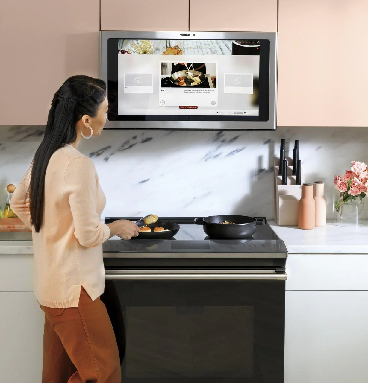 Cafe CHS90XM2NS5 CAF(EBACK)™ 30" Smart Slide-In, Front-Control, Induction and Convection Range with In-Oven Camera in Platinum Glass - Image 15