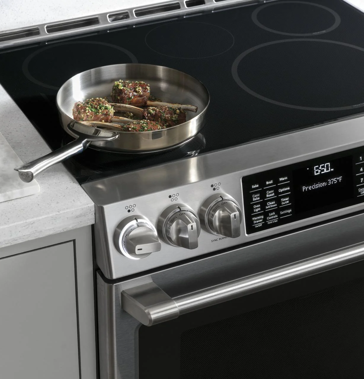 Cafe CHS90XP2MS1 CAF(EBACK)™ 30" Smart Slide-In, Front-Control, Induction and Convection Range with In-Oven Camera - Image 14