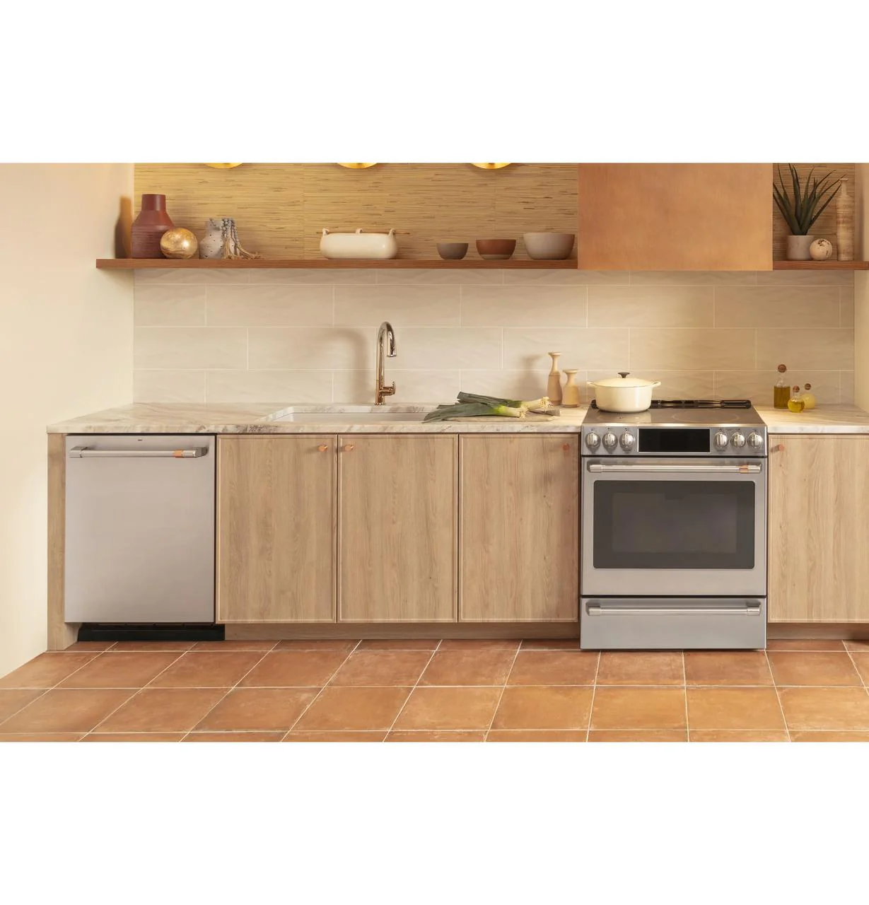 Cafe CHS90XP2MS1 CAF(EBACK)™ 30" Smart Slide-In, Front-Control, Induction and Convection Range with In-Oven Camera - Image 31