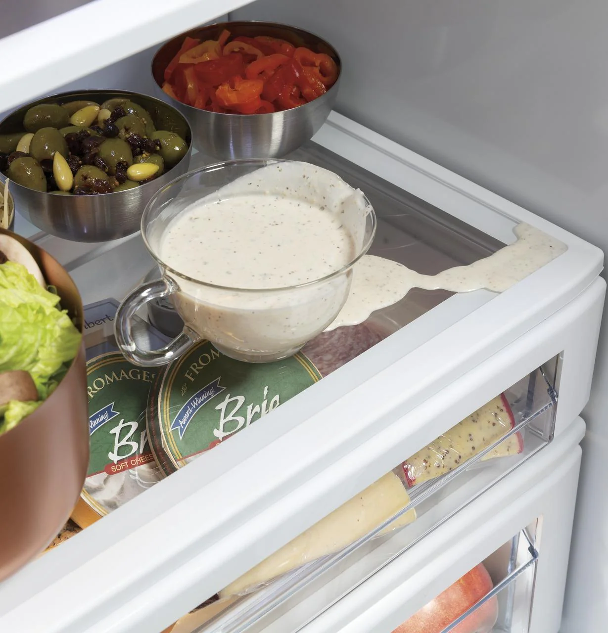 Caf(eback)™ 42" Smart Built-In Side-by-Side Refrigerator - Image 11