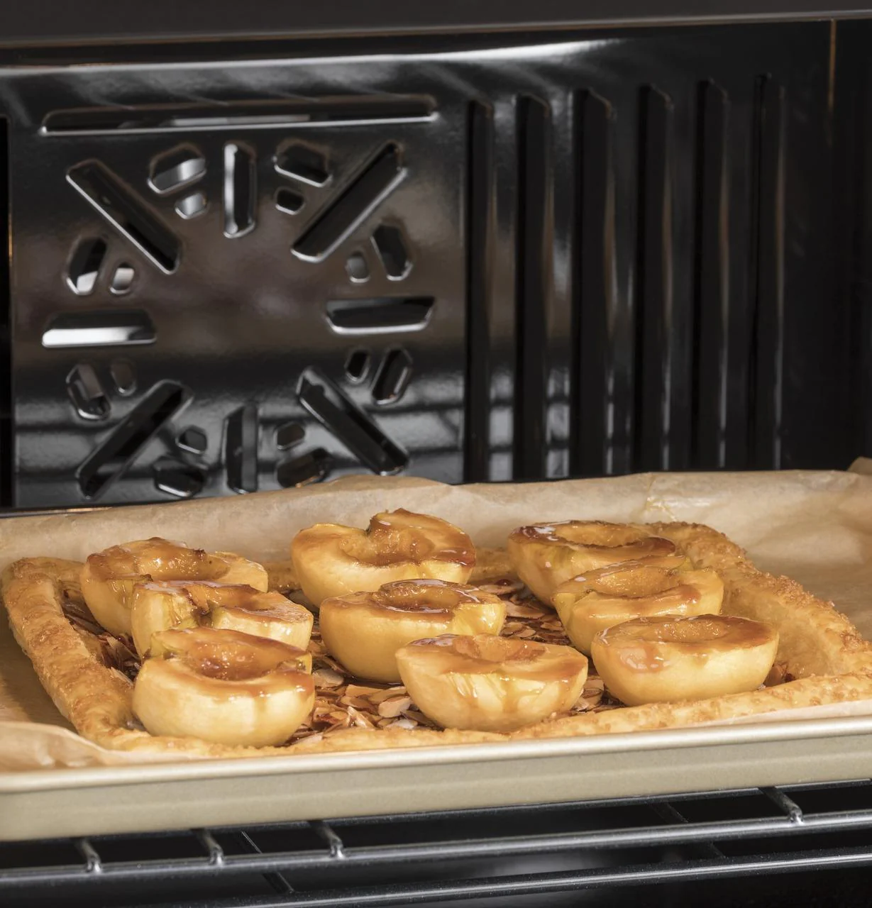 Cafe CTS70DP2NS1 CAF(EBACK)™ 30" Smart Single Wall Oven with Convection - Image 7