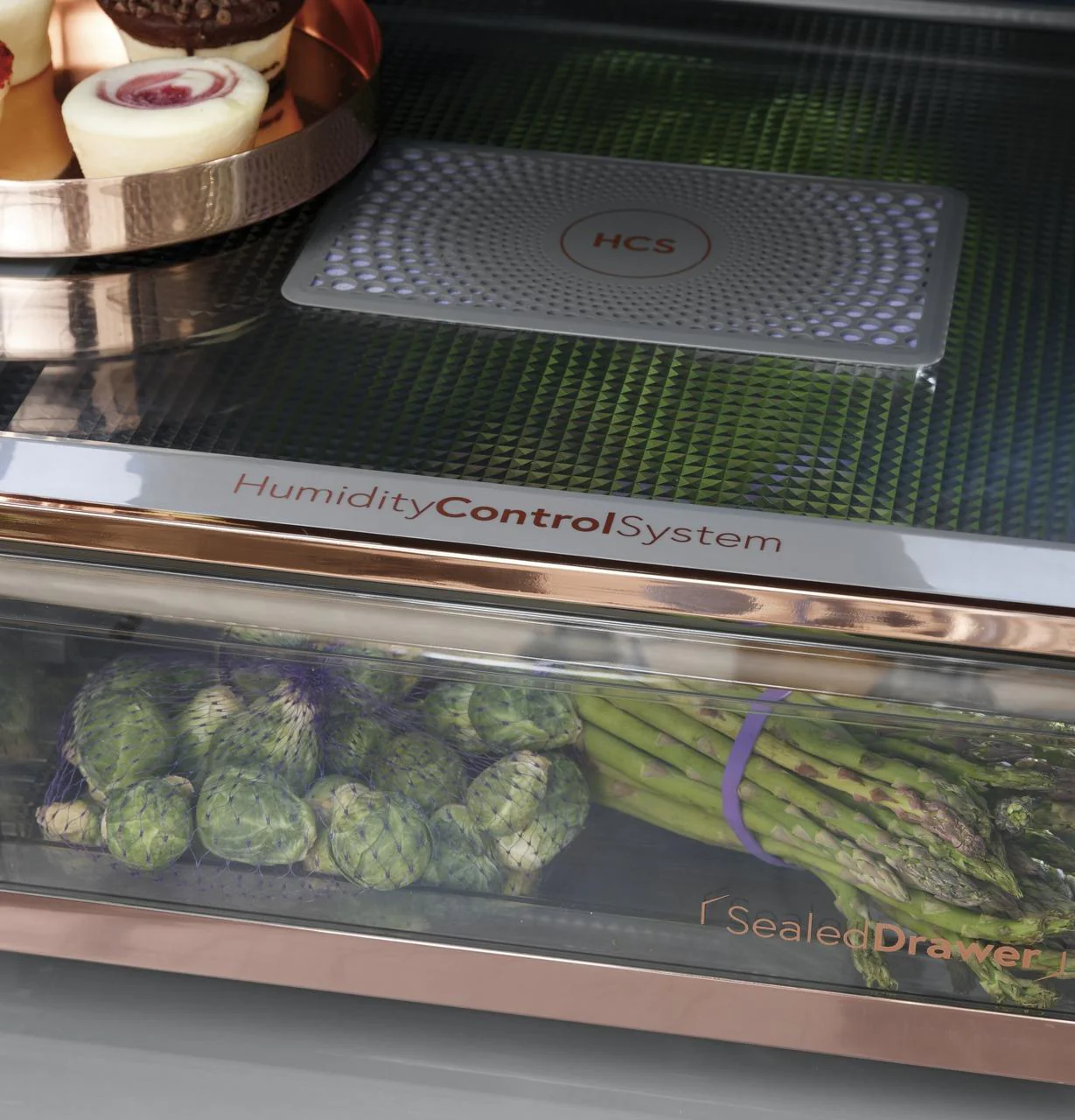 Cafe CVE28DP4NW2 CAF(EBACK)™ ENERGY STAR® 27.8 Cu. Ft. Smart 4-Door French-Door Refrigerator - Image 14