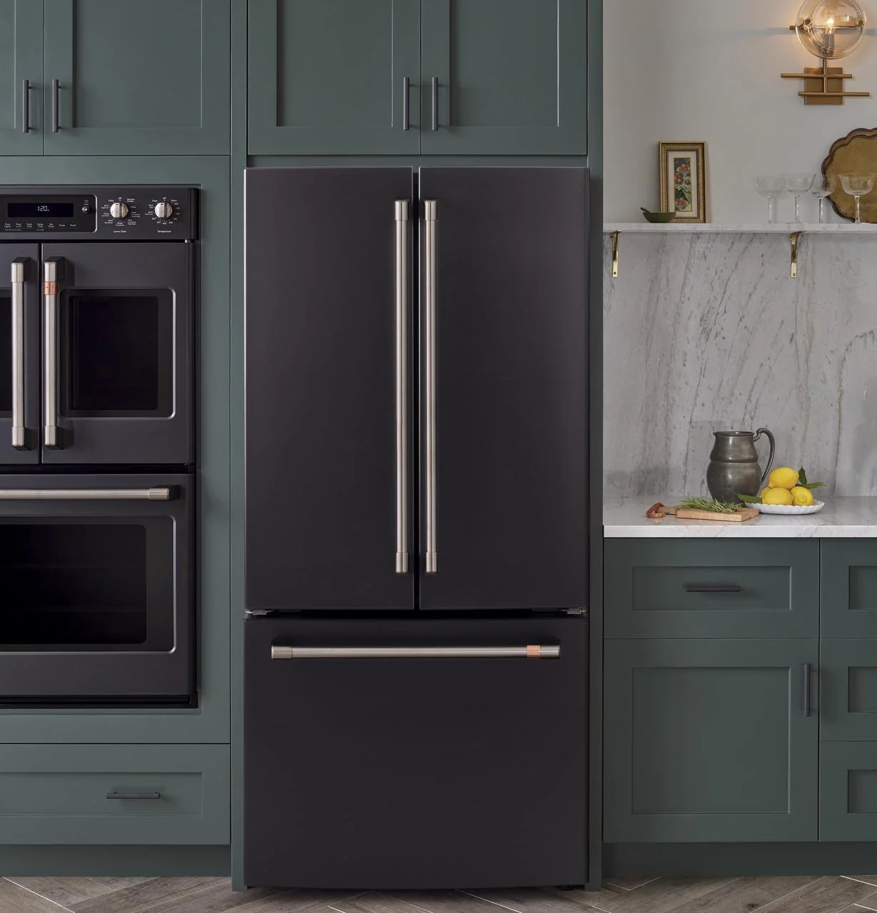Cafe CWE19SP3ND1 CAF(EBACK)™ ENERGY STAR® 18.6 Cu. Ft. Counter-Depth French-Door Refrigerator - Image 10