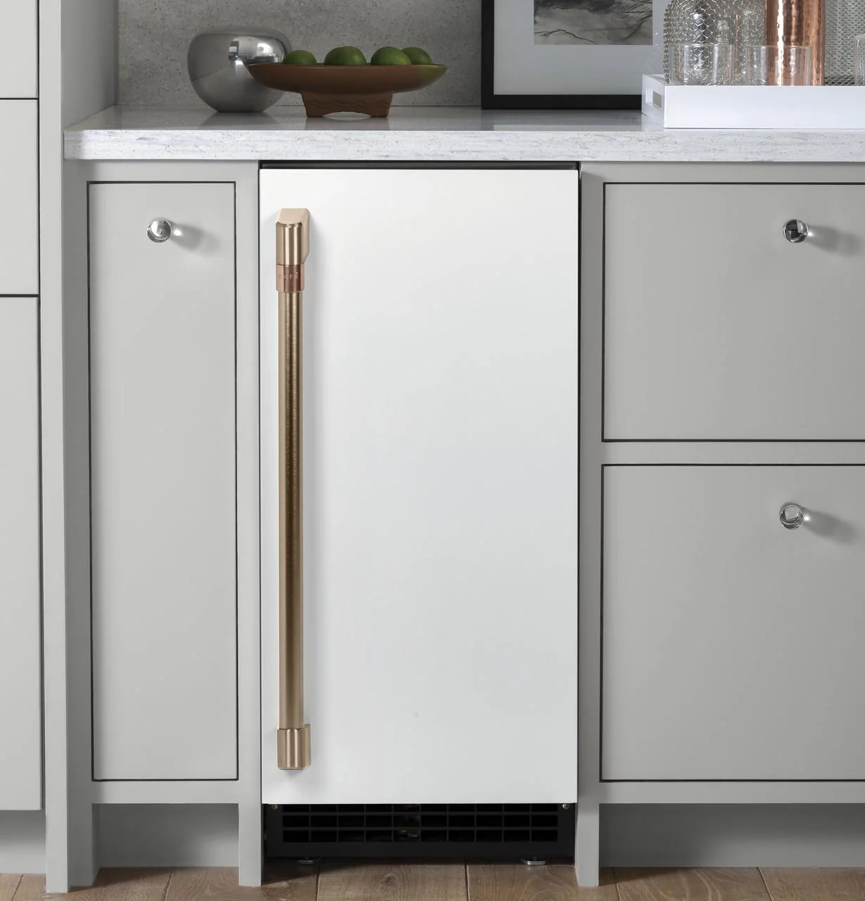 Cafe CXXN1H1PNBZ CAF(EBACK)™ Ice maker Handle Kit - Brushed Bronze - Image 6