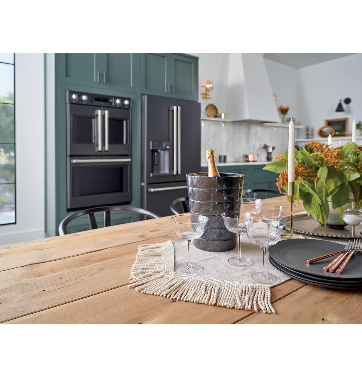 Cafe CYE22TP3MD1 CAF(EBACK)™ ENERGY STAR® 22.1 Cu. Ft. Smart Counter-Depth French-Door Refrigerator with Hot Water Dispenser - Image 11