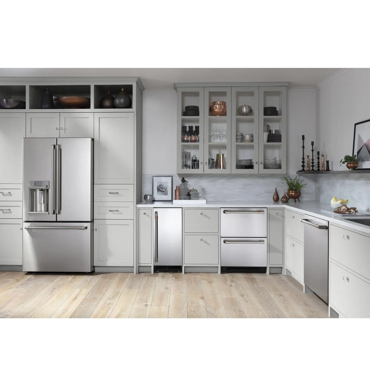 Cafe CYE22UP2MS1 CAF(EBACK)™ ENERGY STAR® 22.1 Cu. Ft. Smart Counter-Depth French-Door Refrigerator with Keurig® K-Cup® Brewing System - Image 21