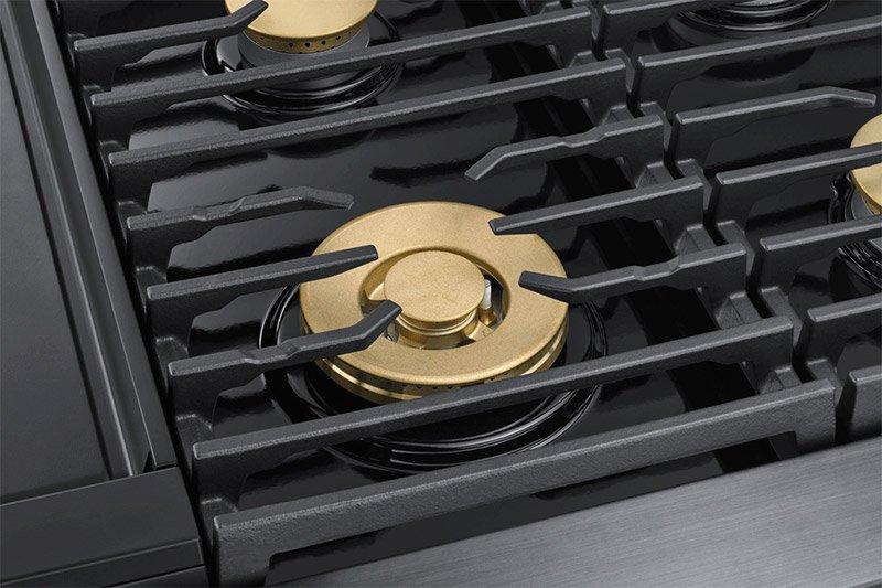 Dacor DOP48M96DHM 48" Pro Dual-Fuel Steam Range, Graphite Stainless Steel, Natural Gas/High Altitude - Image 11