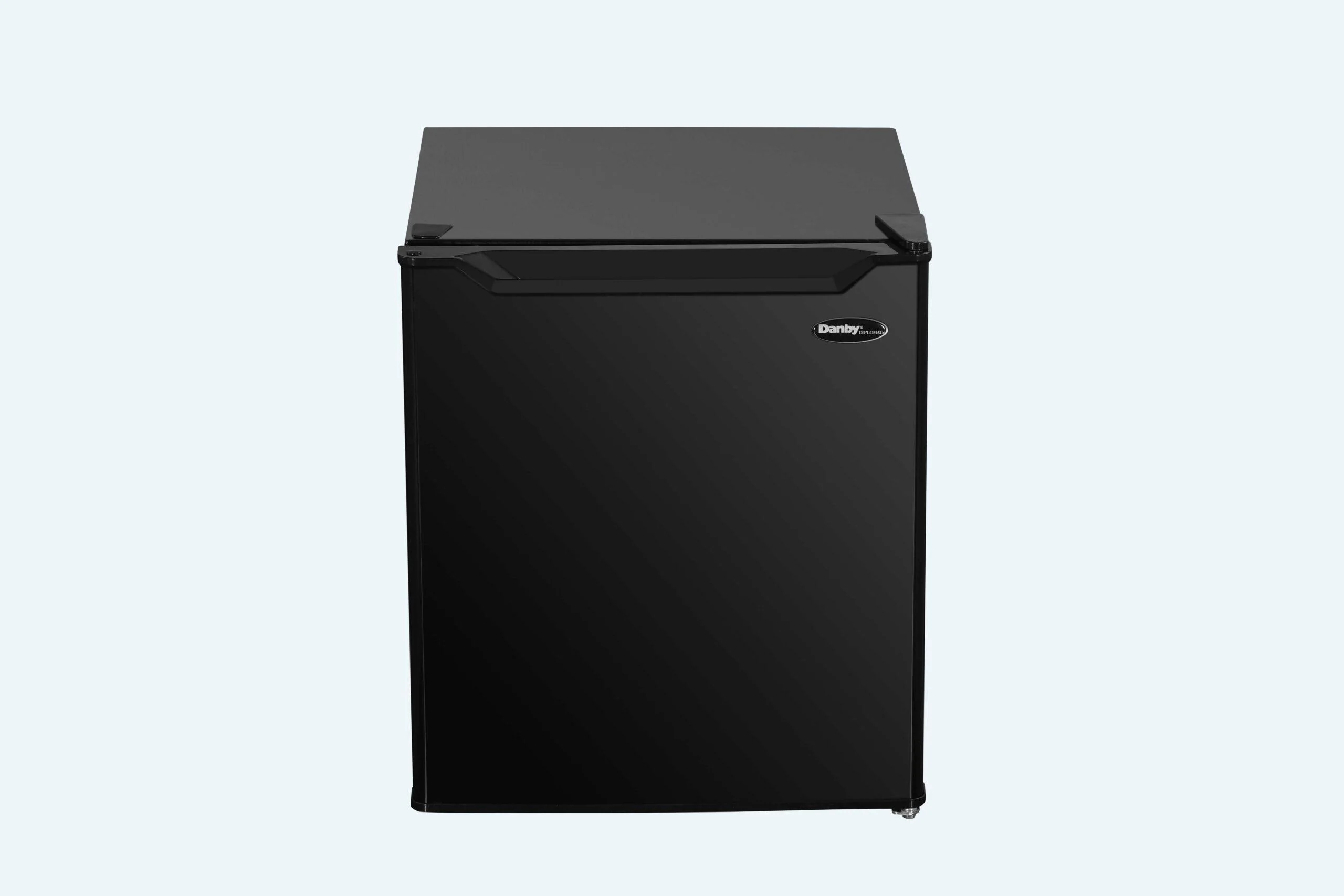 DAR016B1BM Danby 1.6 cu. ft. Compact Fridge in Black - Image 3