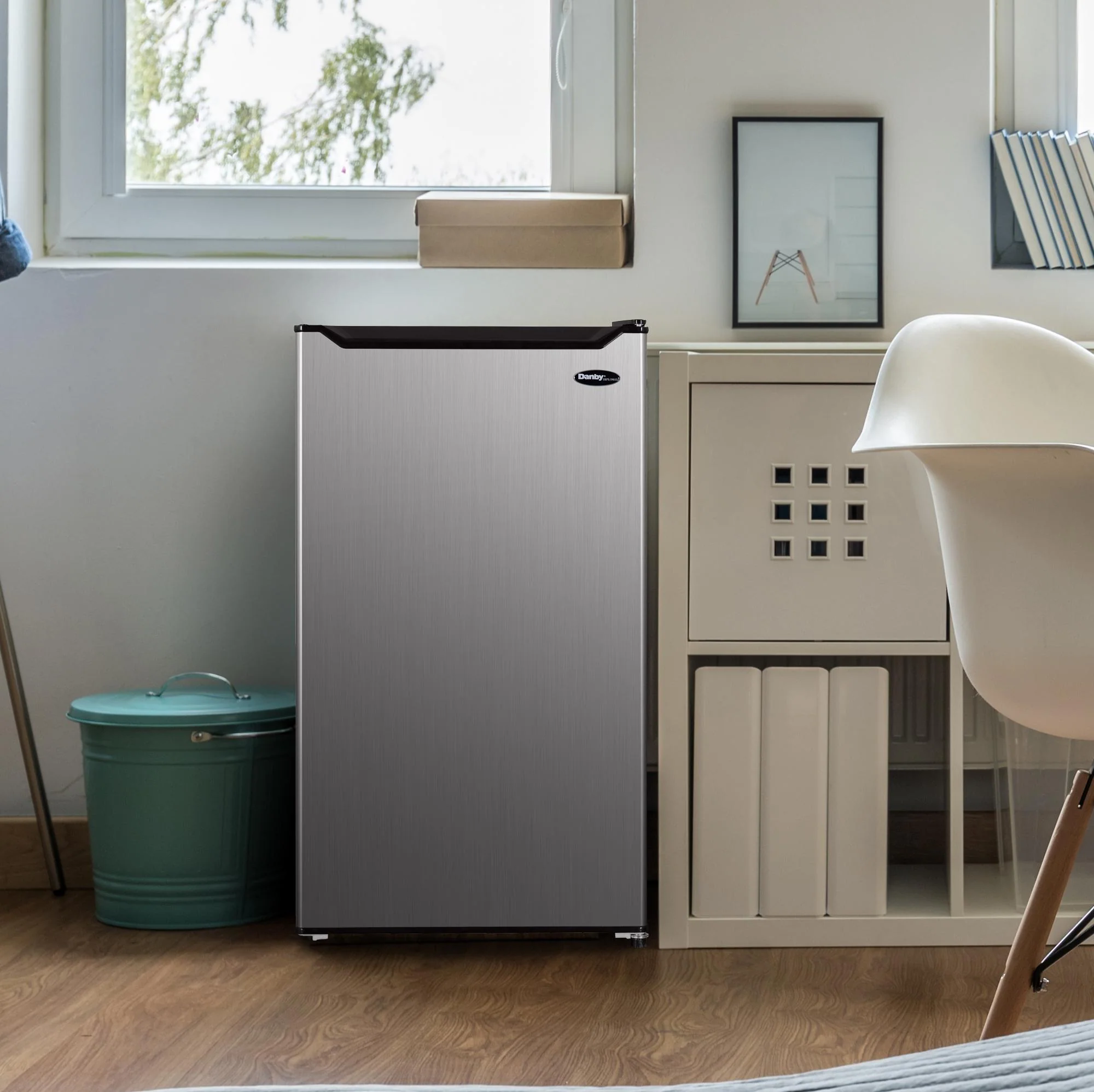 Danby 3.2 cu. ft. Compact Fridge in Stainless Steel - Image 12