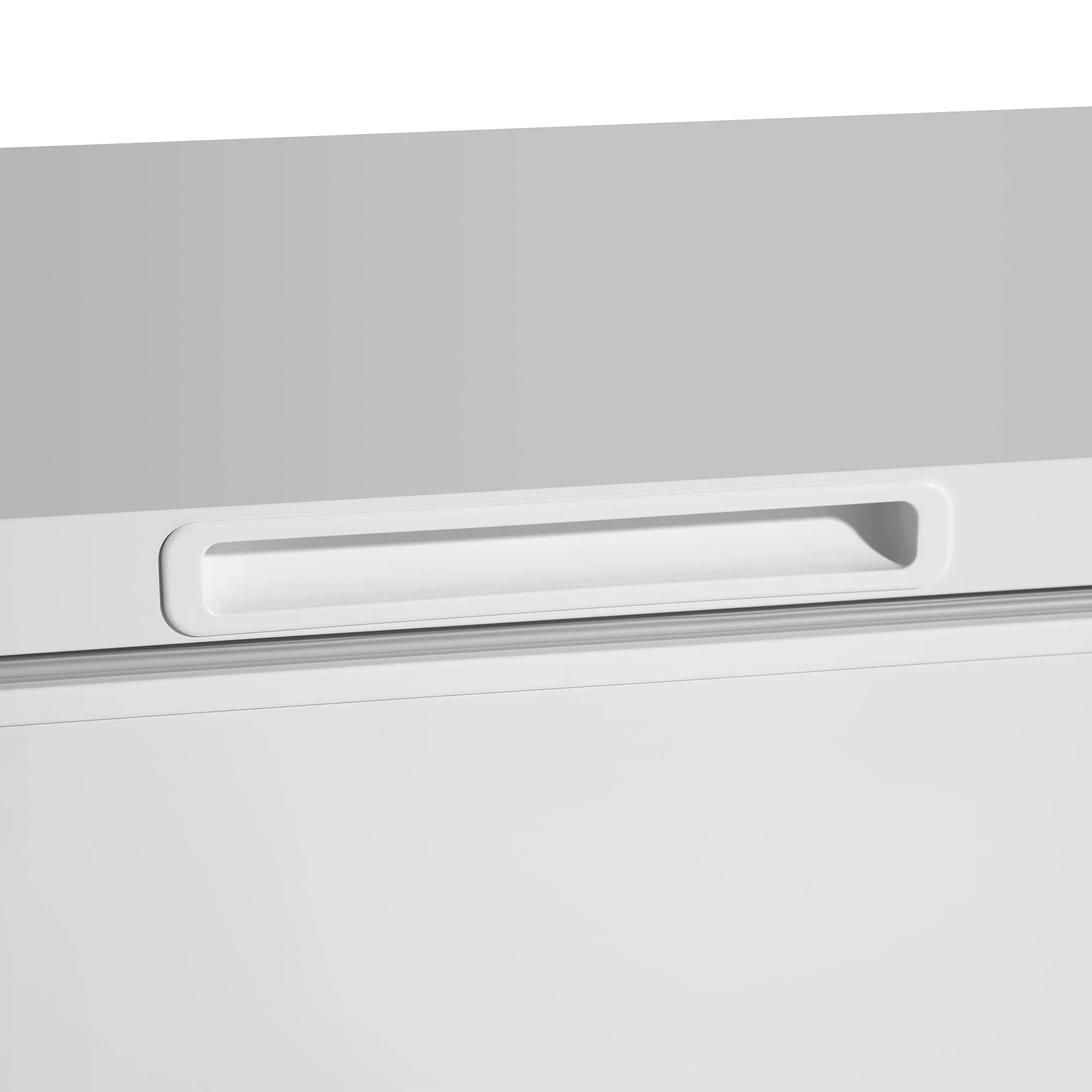 DCF070A6WM Danby 7.0 cu. ft. Square Model Chest Freezer in White - Image 15