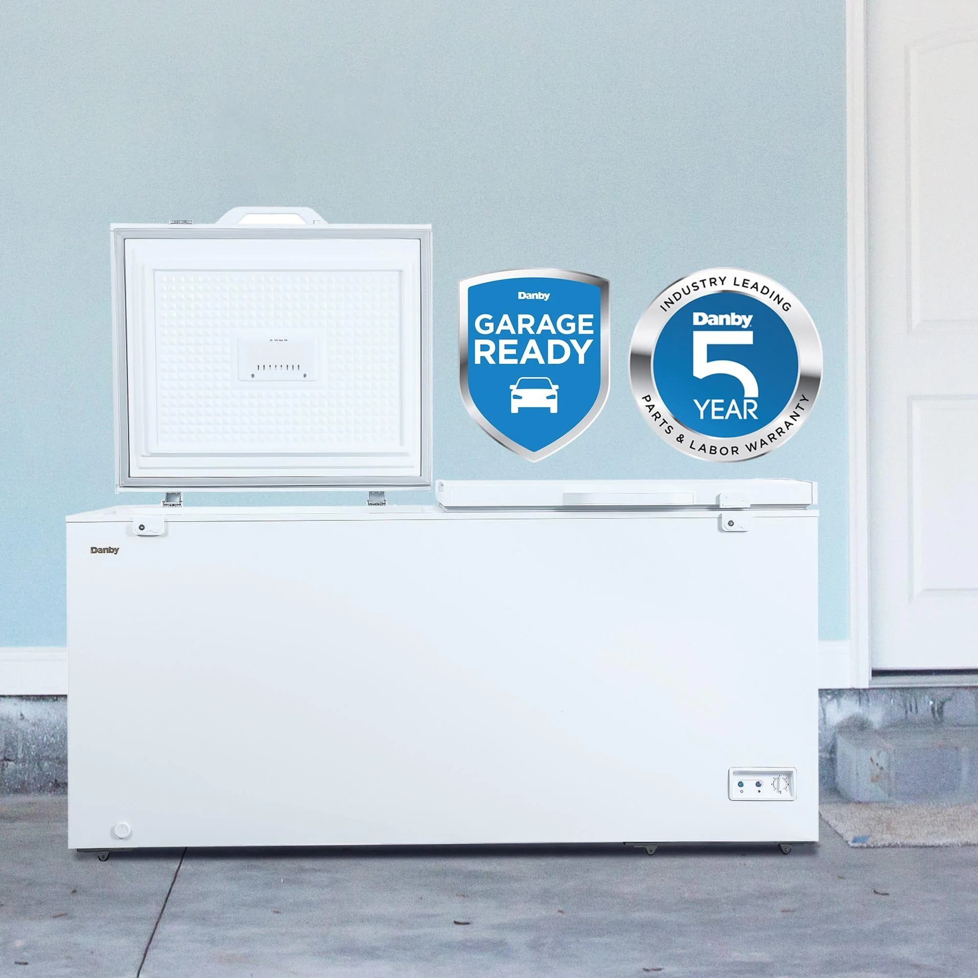 DCFM171A1WDB Danby 17.1 cu. ft. Chest Freezer 2 Door in White - Image 8