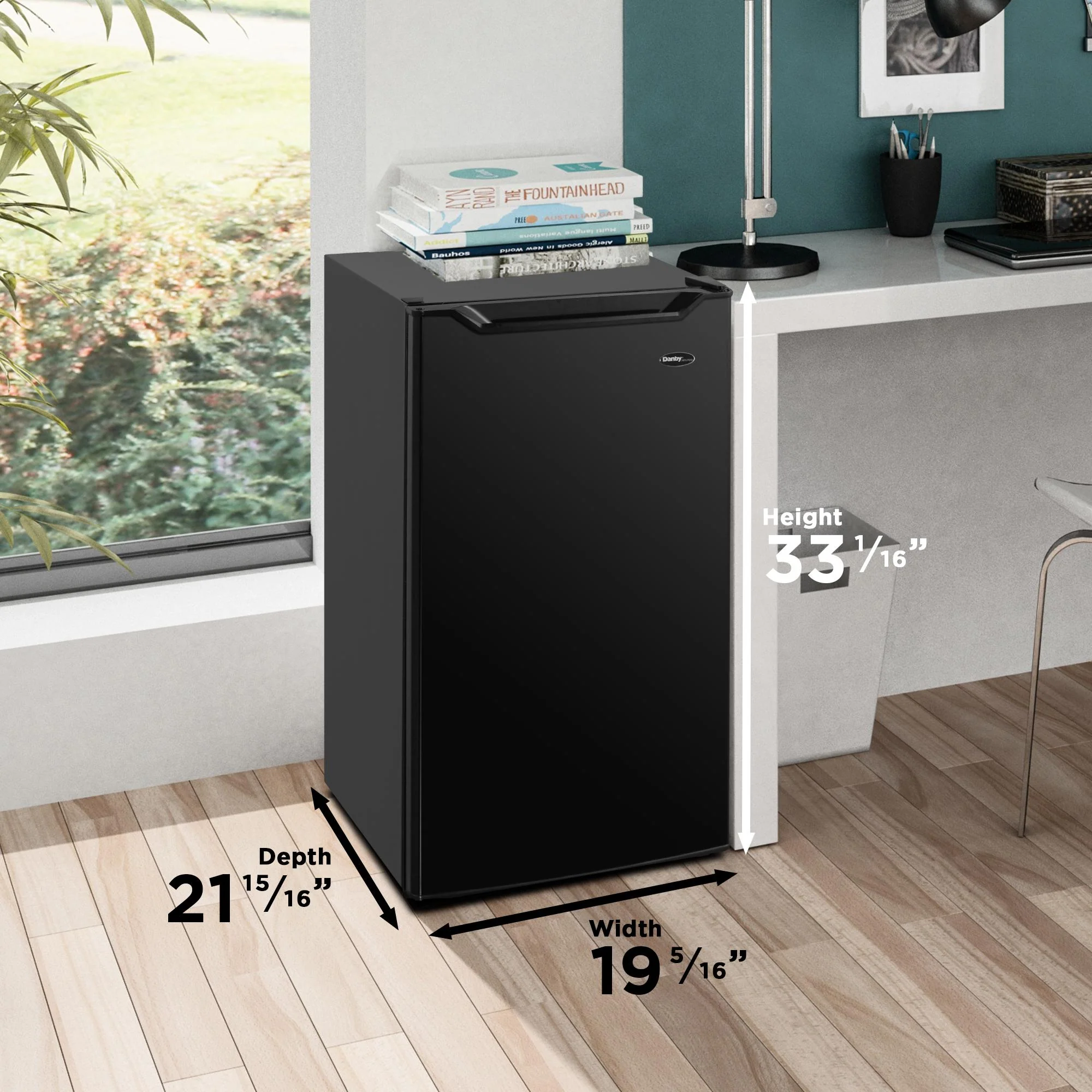 DCR044B1BM Danby 4.4 cu. ft. Compact Fridge in Black - Image 14