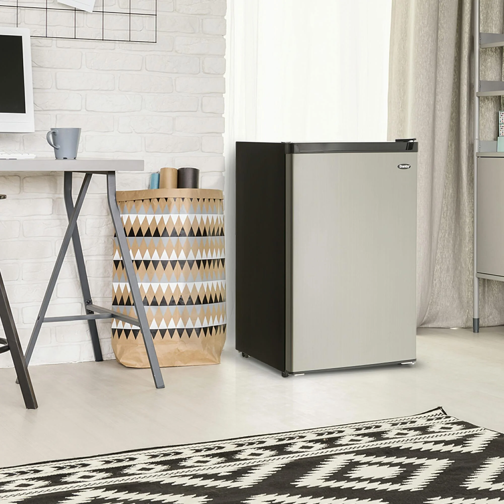 Danby 4.5 cu. ft. Compact Fridge with True Freezer in Stainless Steel - Image 14