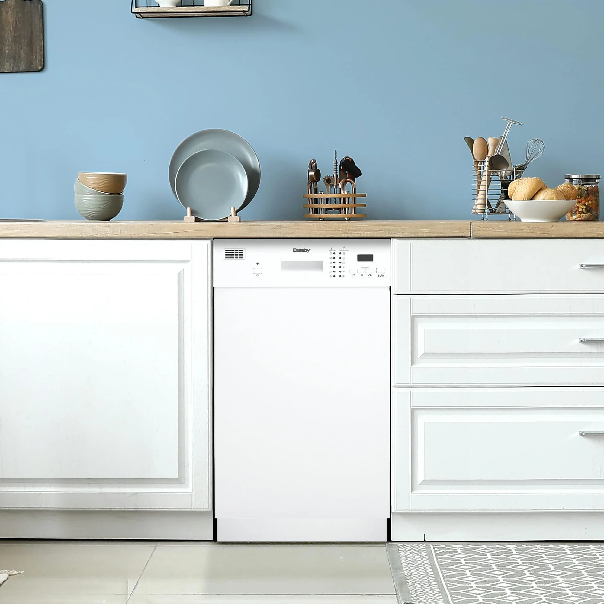 Danby 18" Wide Built-in Dishwasher in White - Image 8