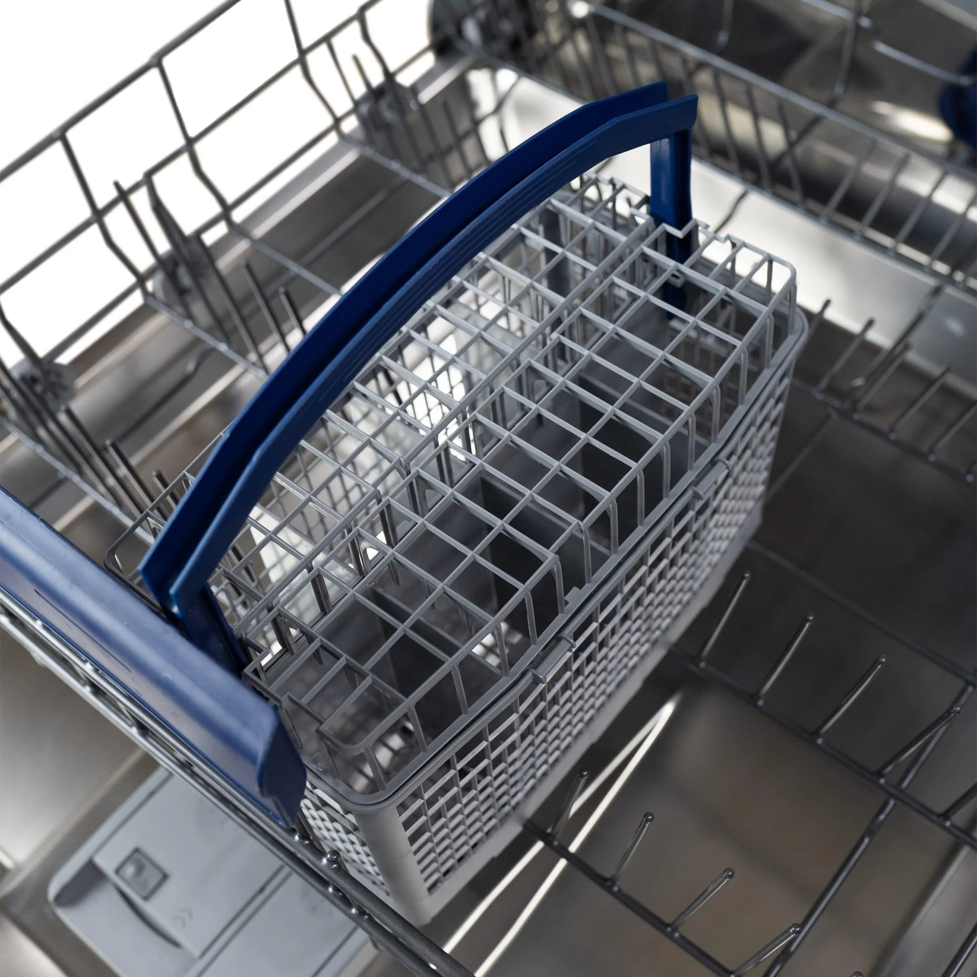 DDW2400ESS Danby 24 Built in Dishwasher in Stainless Steel - Image 17