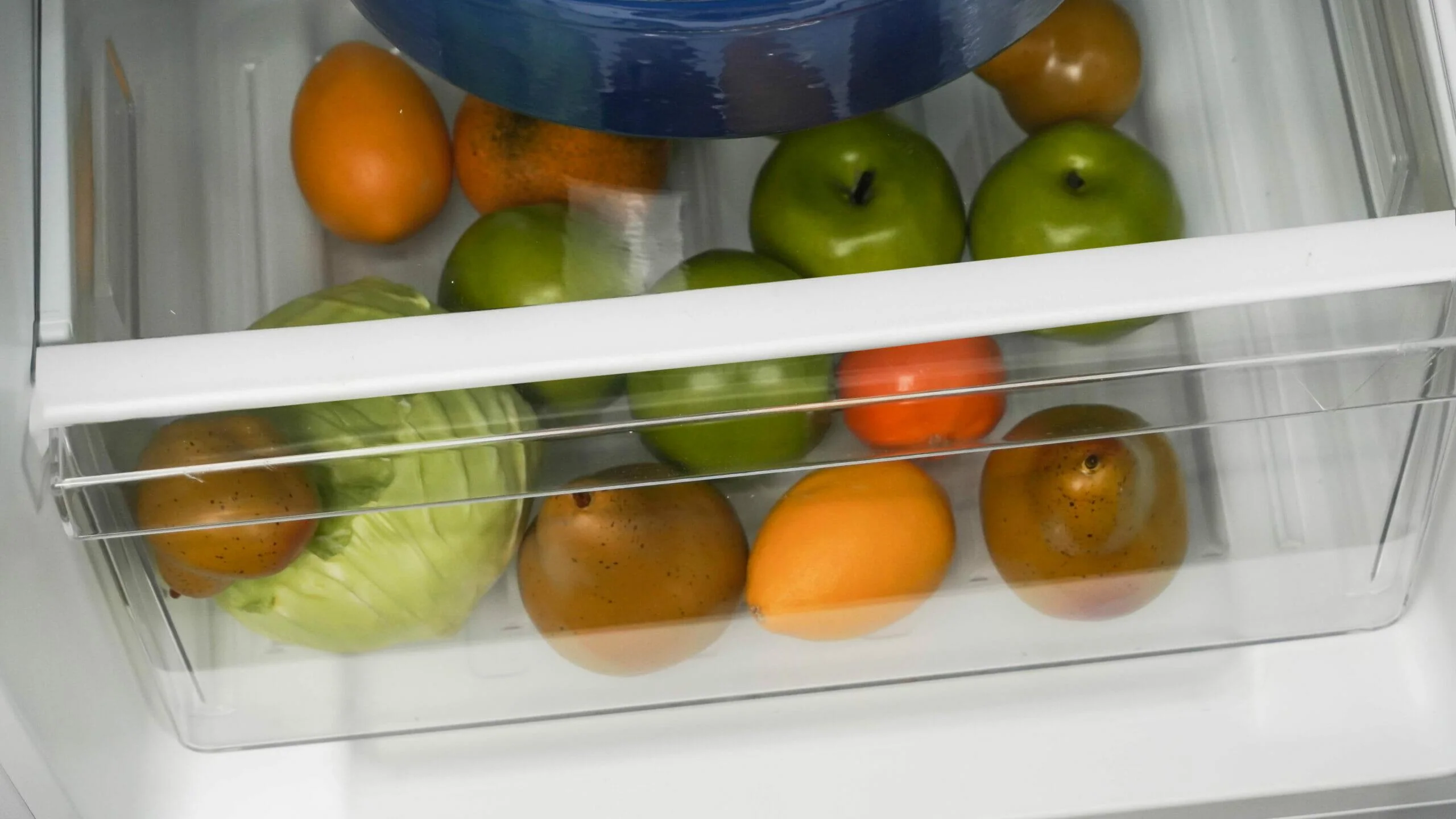 DFF101E1WDB Danby 10.0 cu. ft. Apartment Size Fridge Top Mount in White - Image 14