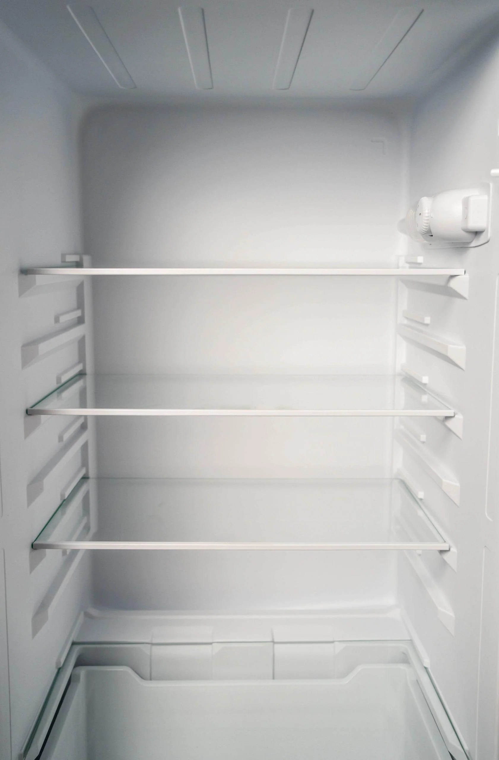 DPF074V1WDB6 Danby 7.4 cu. ft. Apartment Size Fridge Top Mount in White - Image 18
