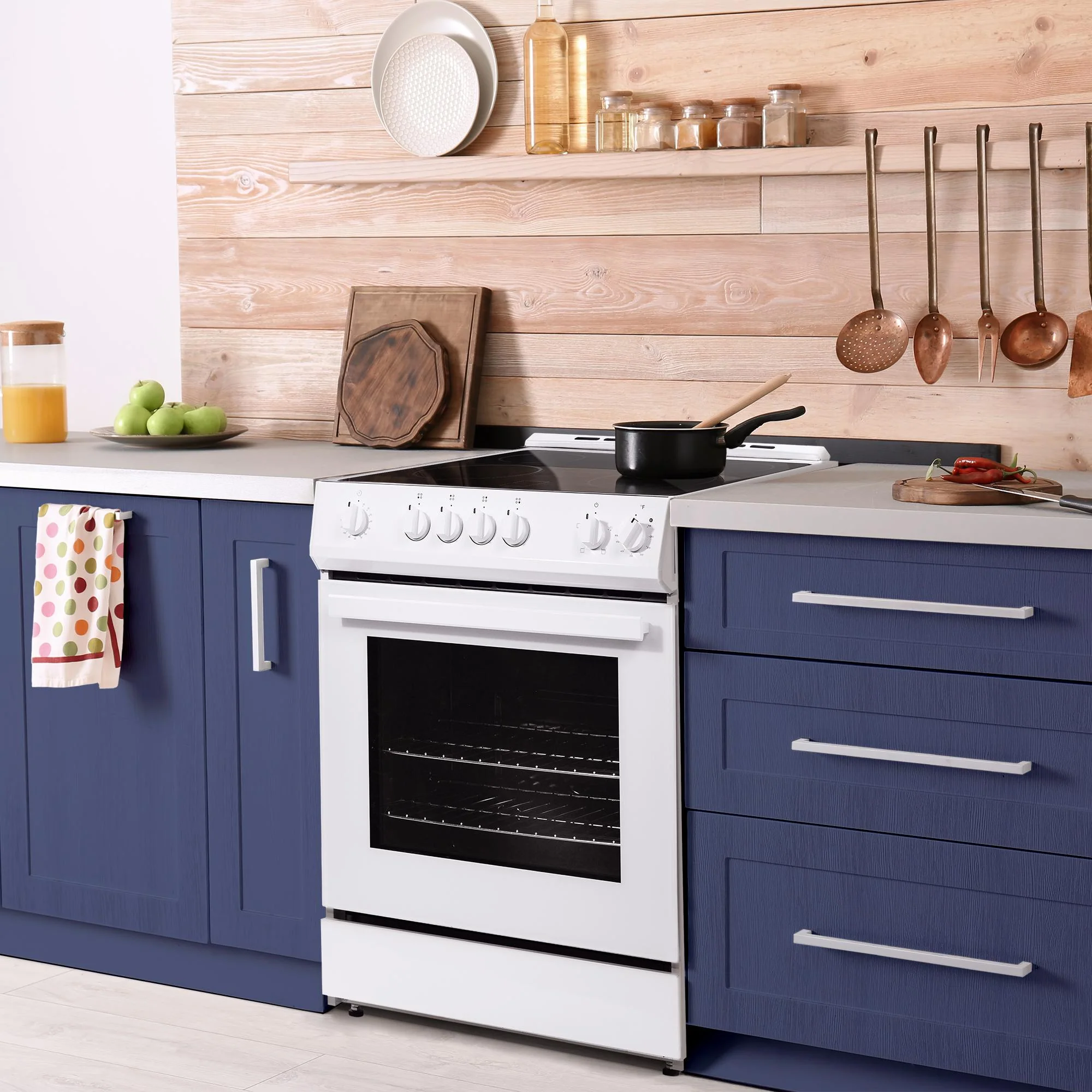 DRRM300W Danby 30 Slide in Smooth Top Electric Range with Knob Controls in White - Image 9