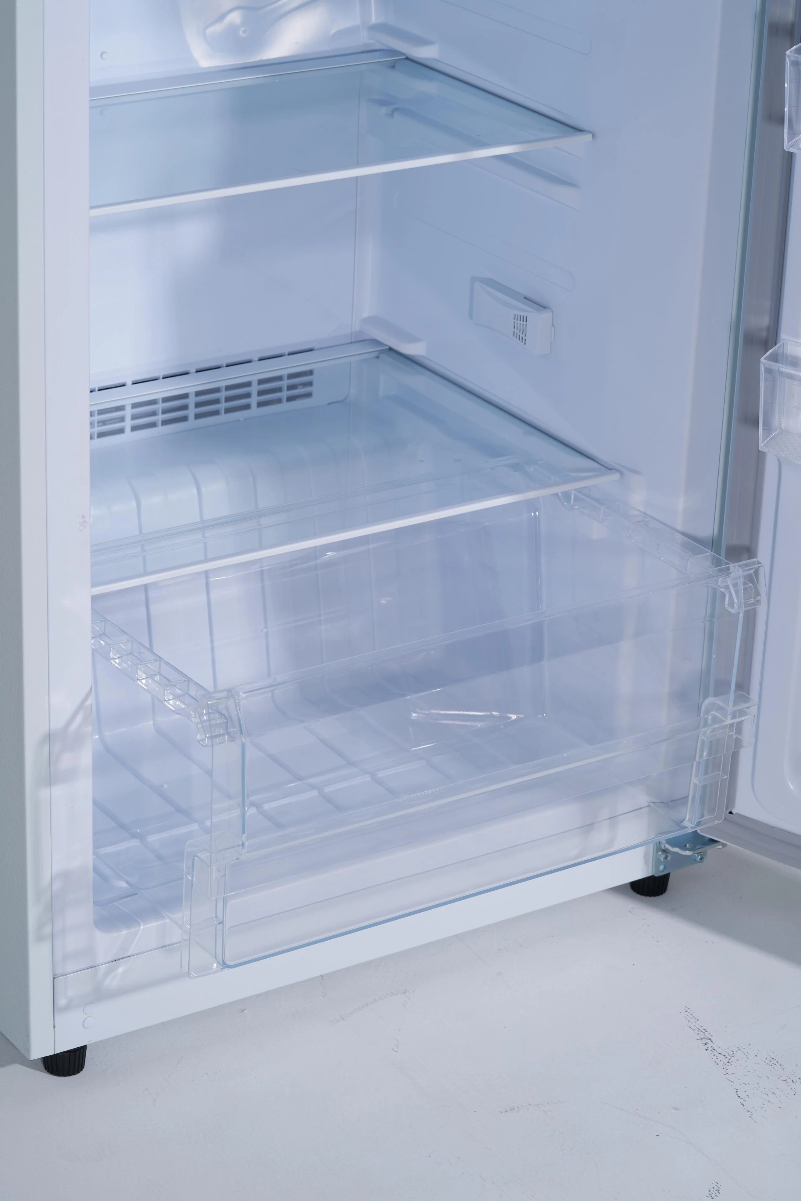 DUF140A1WDB Danby 14.0 cu. ft. Frost Free Convertible Upright Freezer in White - Image 18