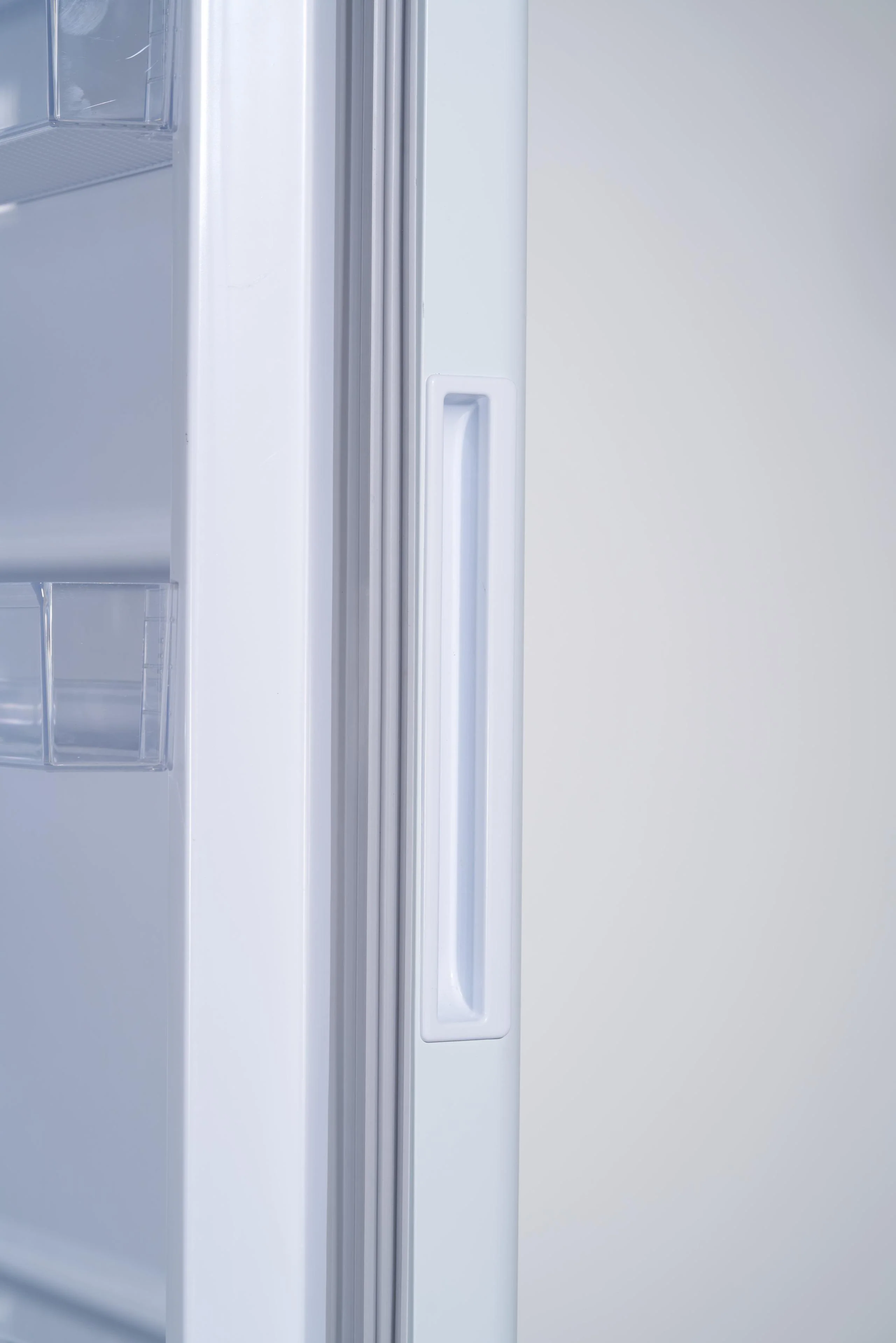 DUF140A1WDB Danby 14.0 cu. ft. Frost Free Convertible Upright Freezer in White - Image 19