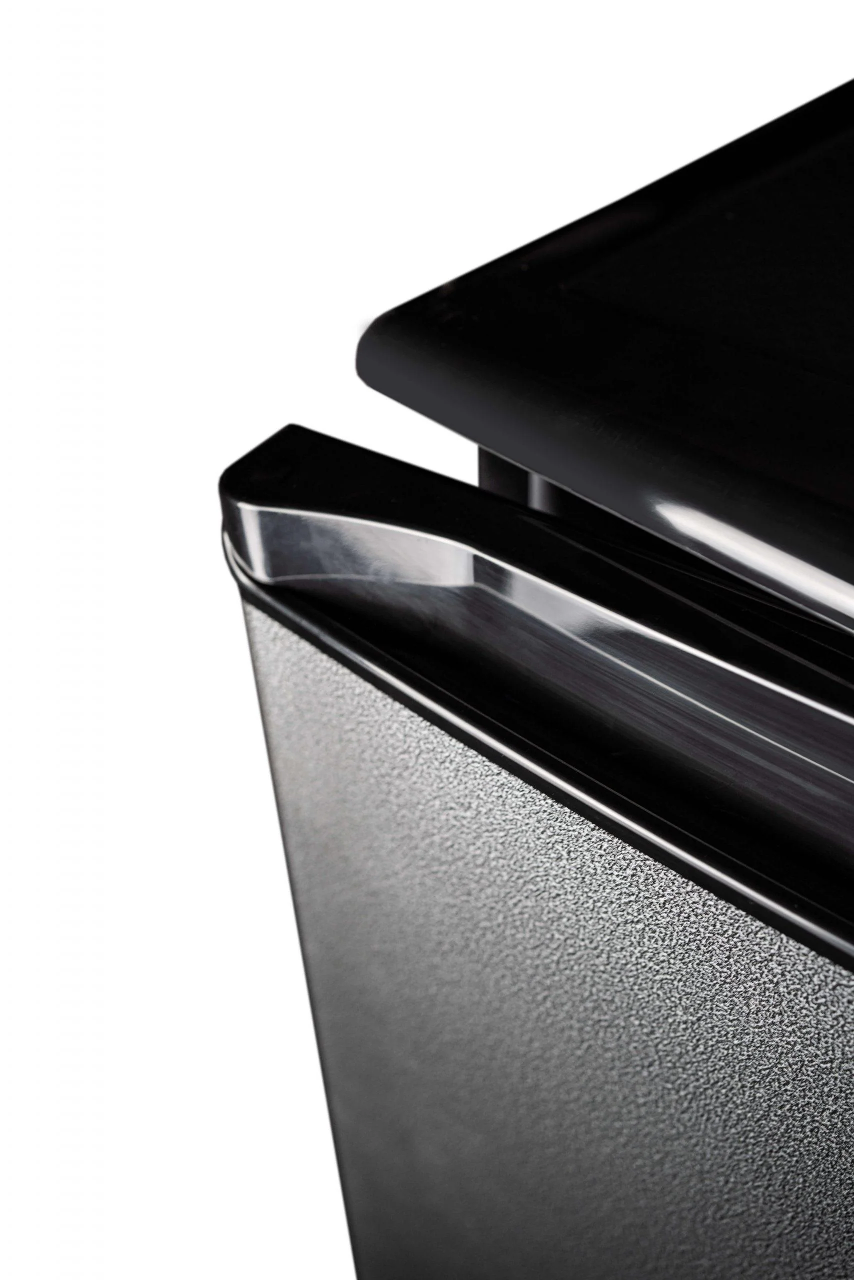 DUFM085A4TDD Danby Designer 8.5 cu. ft. Upright Freezer in Black - Image 6