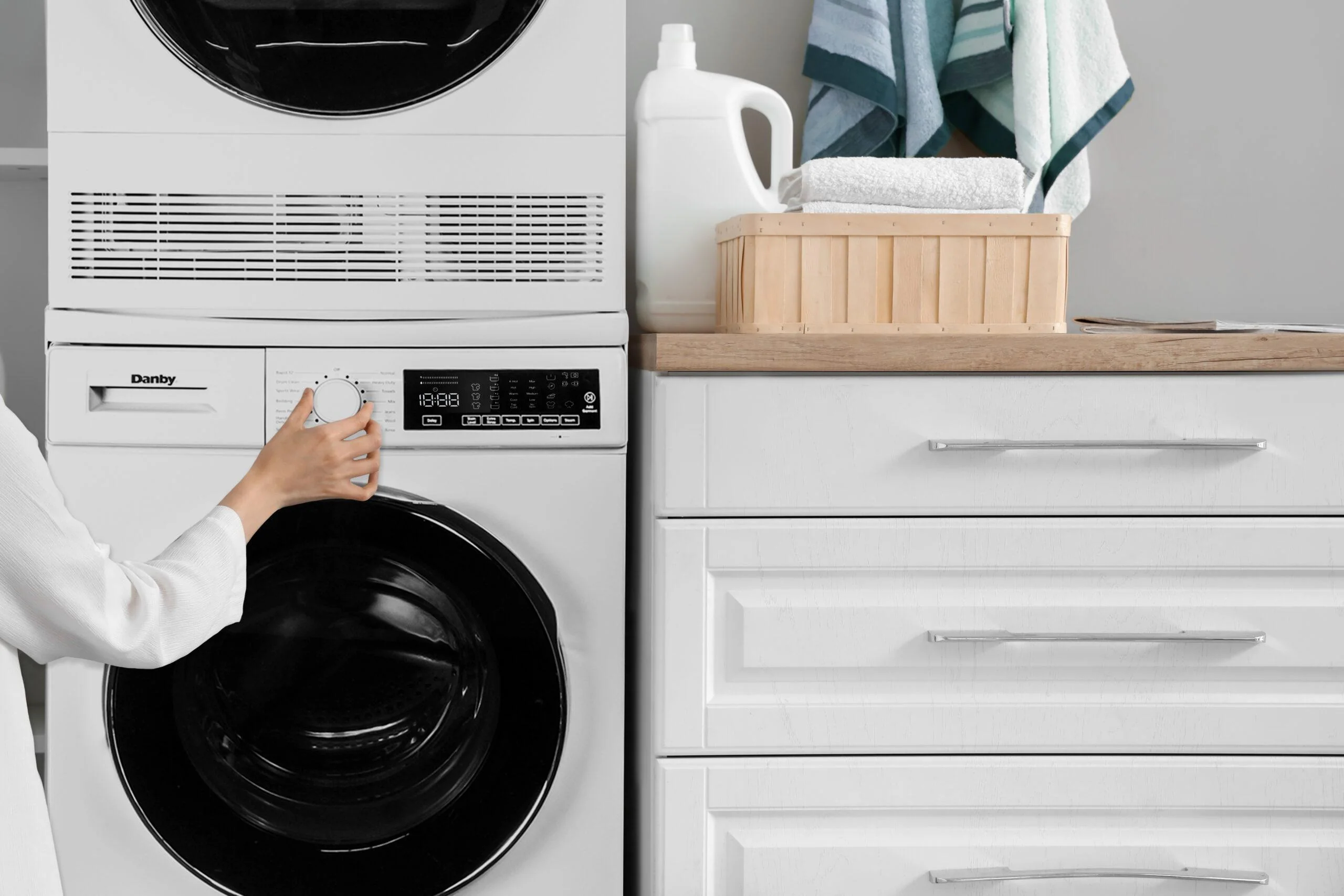 DWM022D3WDB Danby 24 Stackable Front Load Washer with Steam in White - Image 15