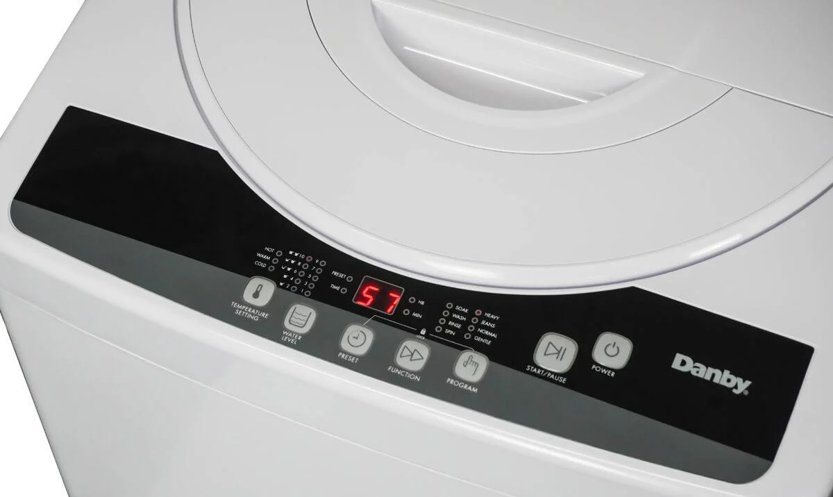 DWM065A1WDB6 Danby 1.8 cu. ft. Compact Top Load Washing Machine in White - Image 6
