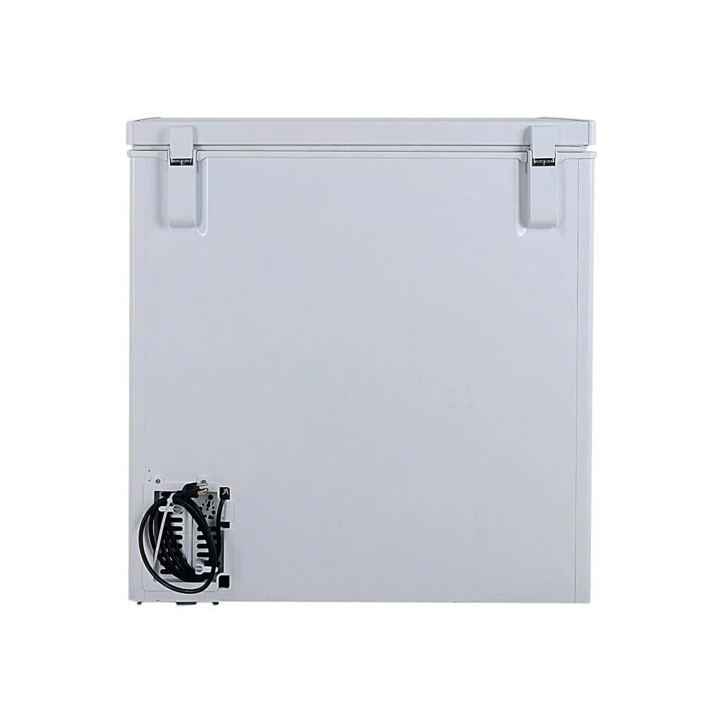 Danby WCF070W Woods 7.0 cu. ft. Chest Freezer in White - Image 4
