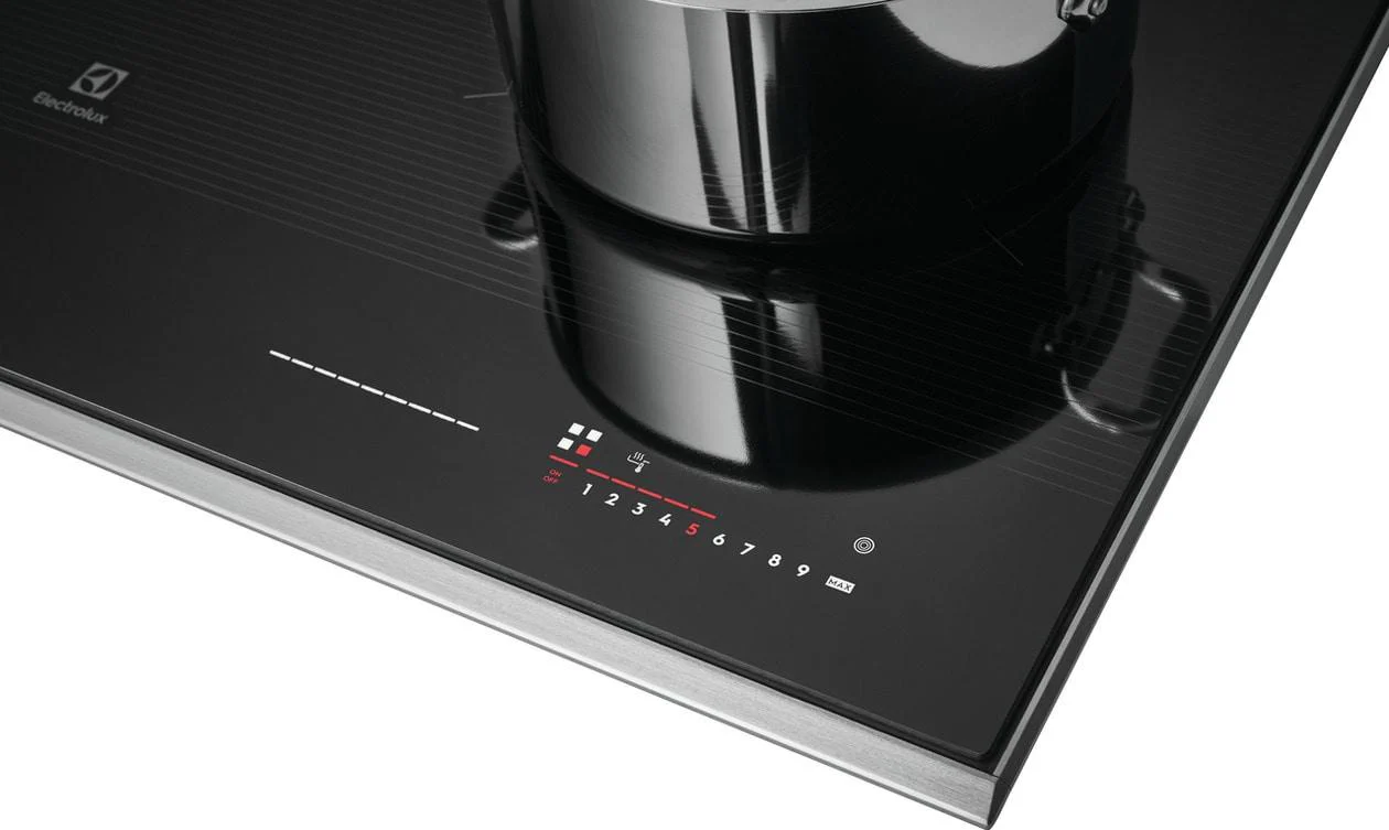 Electrolux ECCI3068AS 30" Induction Cooktop - Image 4