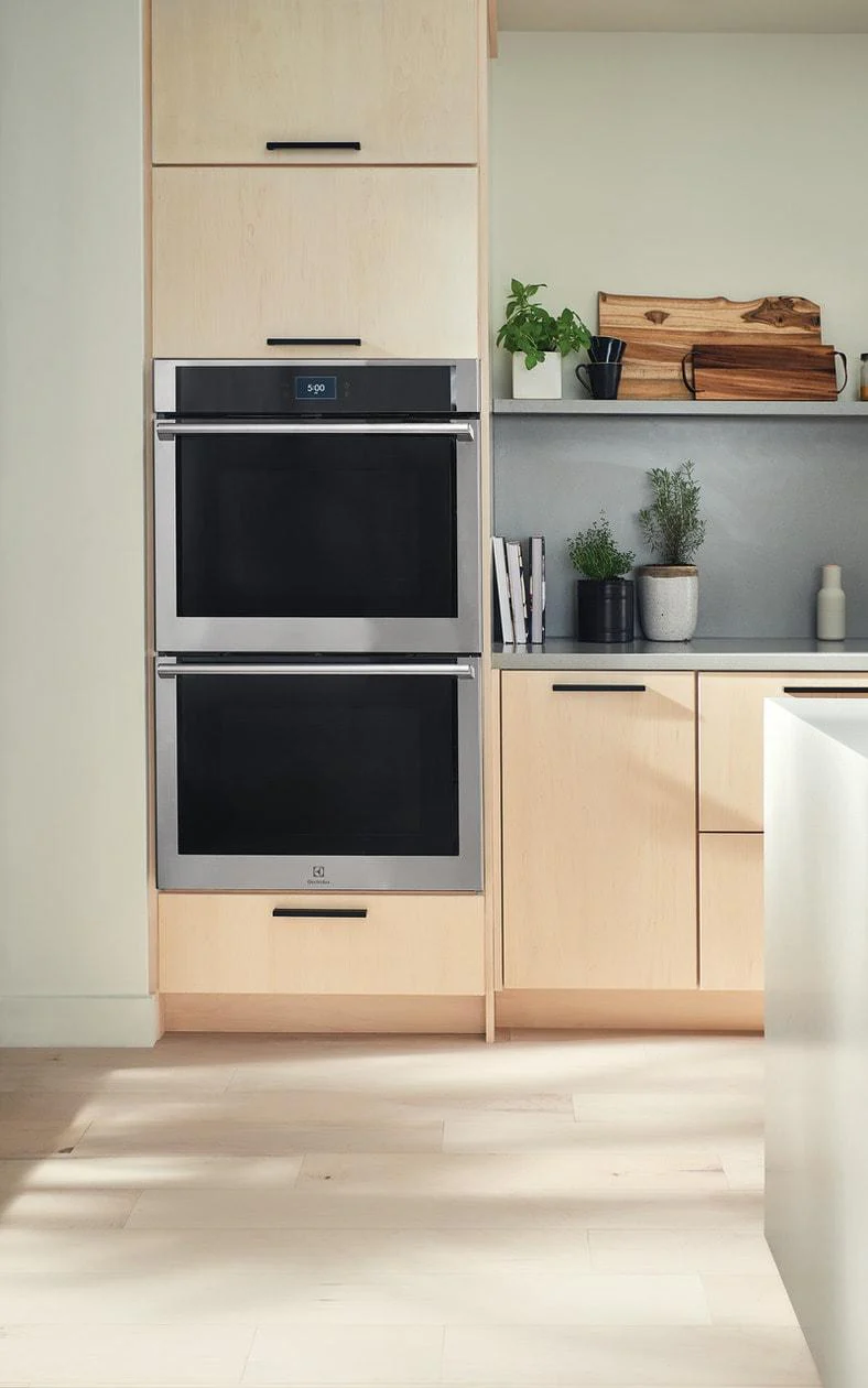 Electrolux ECWD3012AS 30" Electric Double Wall Oven with Air Sous Vide - Image 5