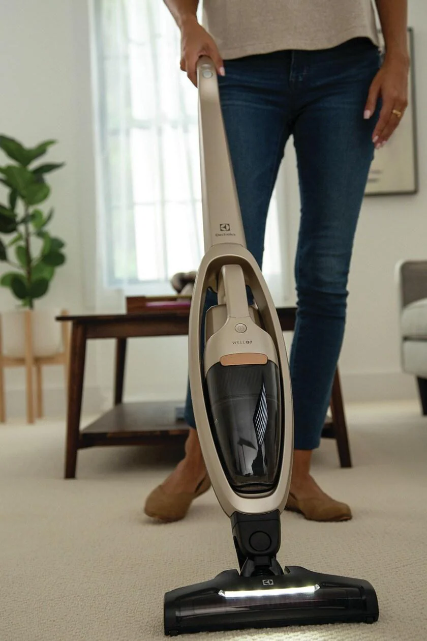 Electrolux EHVS35H2AQ WellQ7™ Hard Floor Vacuum - Image 10