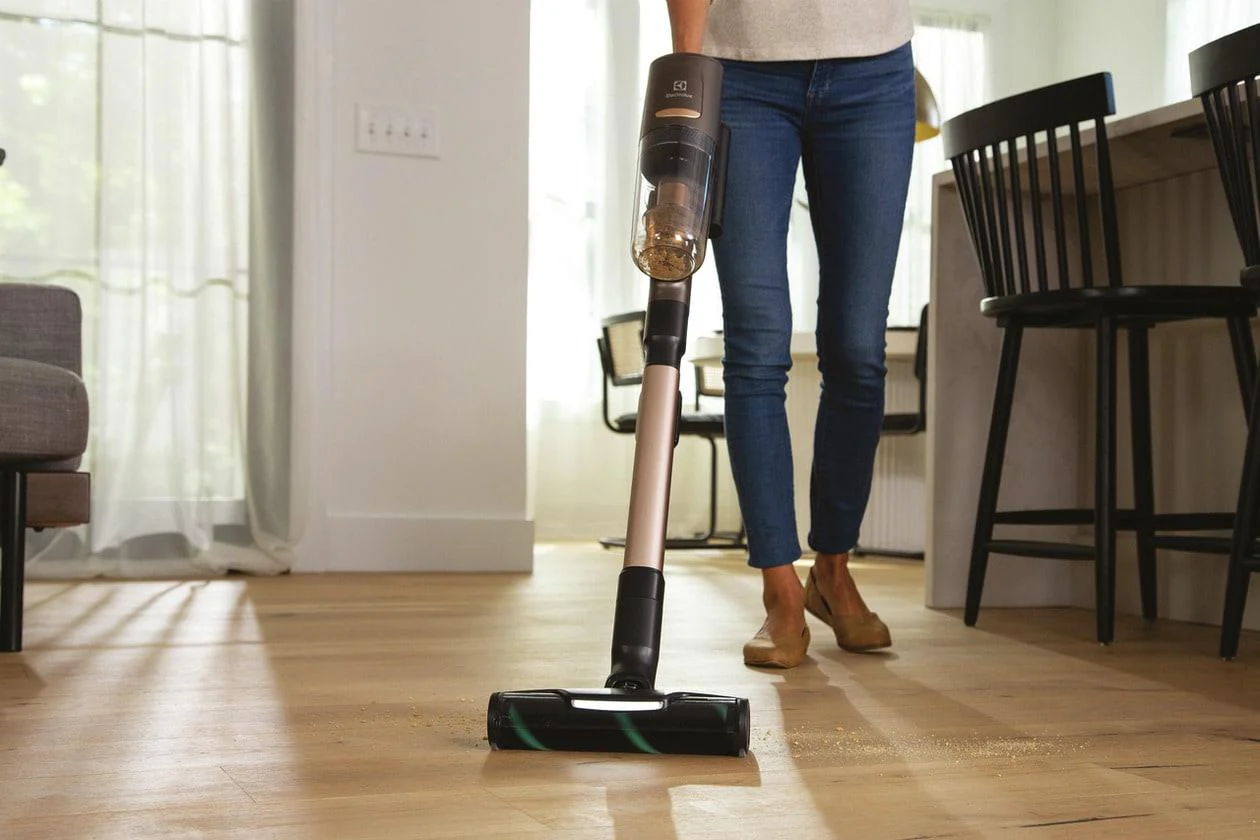 Electrolux EHVS85W3AM Ultimate800™ Complete Home Vacuum - Image 4