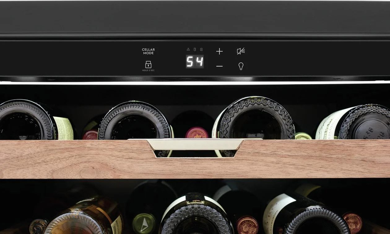 Electrolux EI24WC15VS 24" Under-Counter Wine Cooler - Image 4