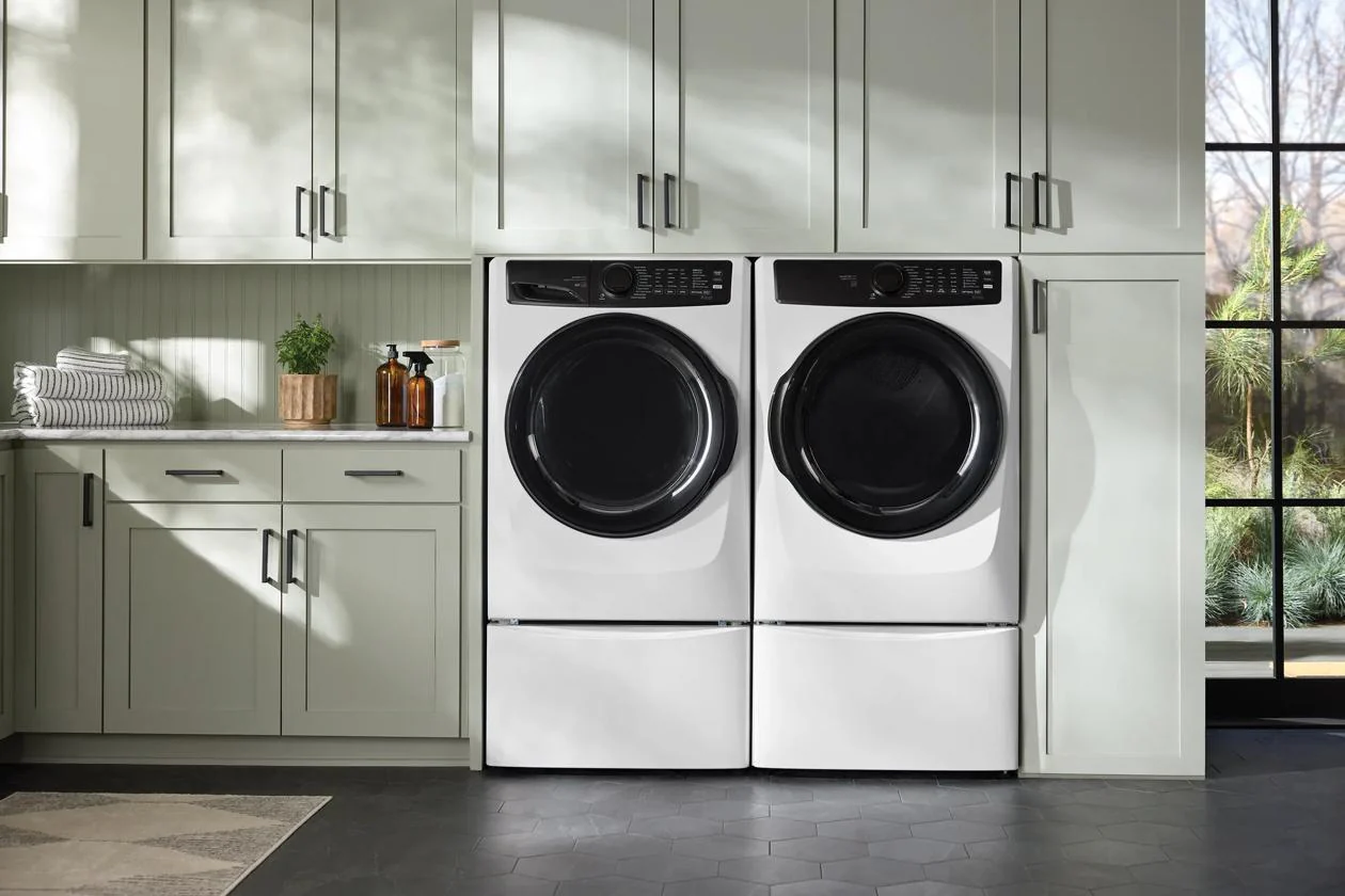 Electrolux ELFE7738MW Front Load Perfect Steam™ Electric Dryer with Balanced Dry™ and Instant Refresh - 8.0 Cu. Ft. - Image 2