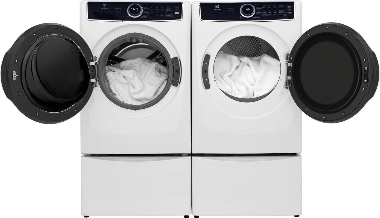 Electrolux ELFG7637AW Front Load Perfect Steam™ Gas Dryer with LuxCare® Dry and Instant Refresh - 8.0 Cu. Ft. - Image 33