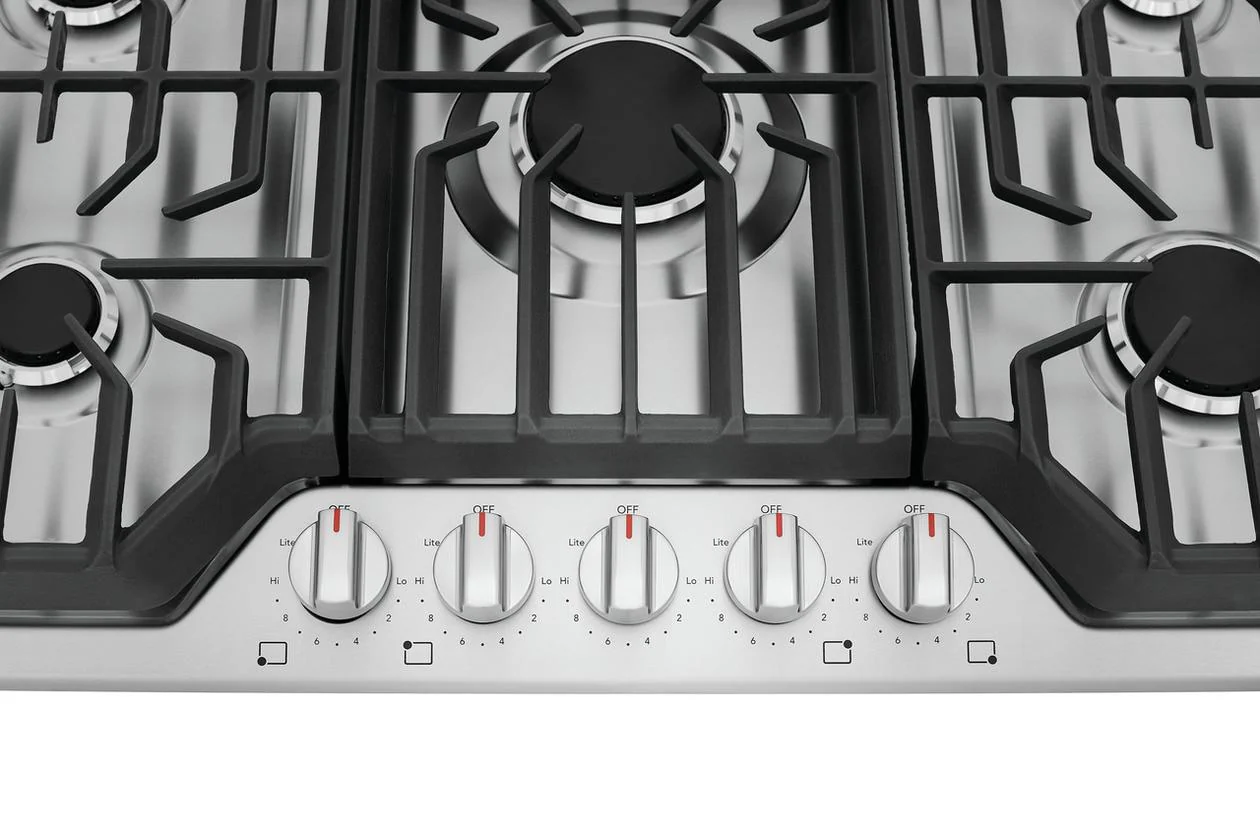 Frigidaire FCCG3627AS 36" Gas Cooktop - Image 3