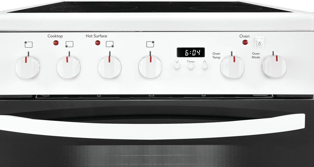 Frigidaire FCFE2425AW 24" Freestanding Electric Range - Image 5