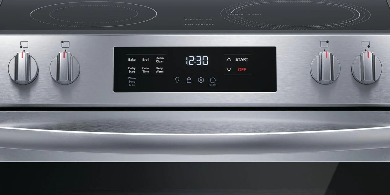 Frigidaire FCFE3062AS 30" Front Control Electric Range - Image 5