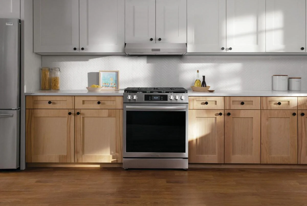 Frigidaire FCVW3052AS Undercabinet 30" Ventilation Hood - Image 4