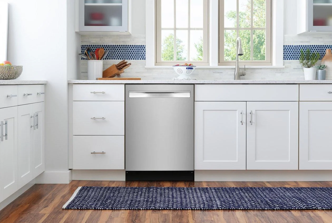Frigidaire FDSP450LAF 24" Stainless Steel Tub Built-In Dishwasher - Image 3