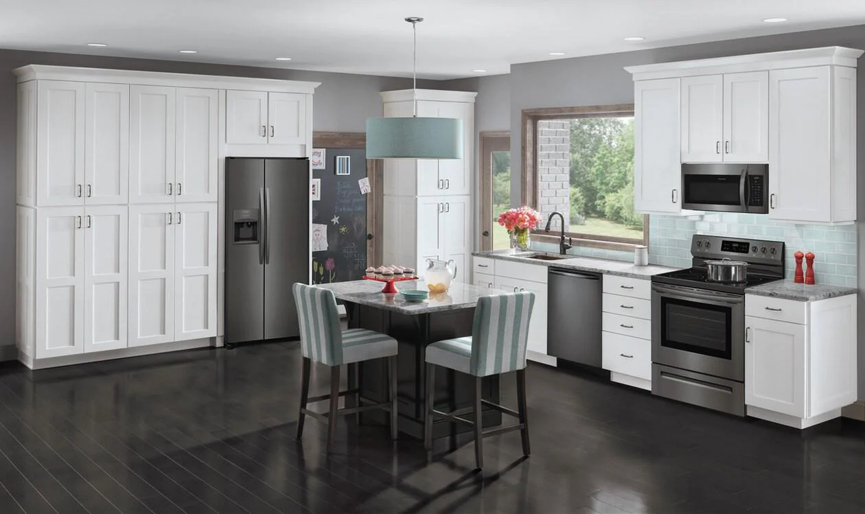 Frigidaire 30" Electric Range - Image 2