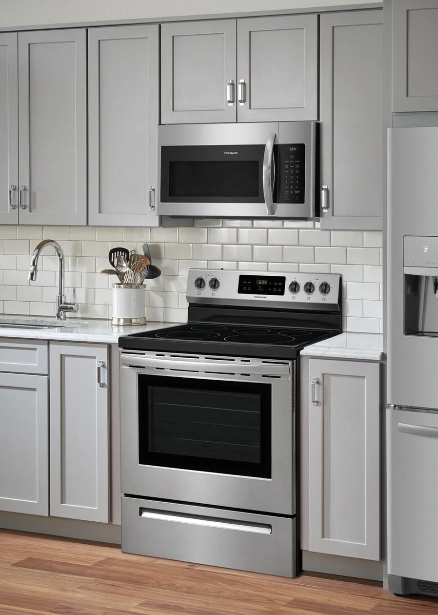 Frigidaire 30" Electric Range - Image 2