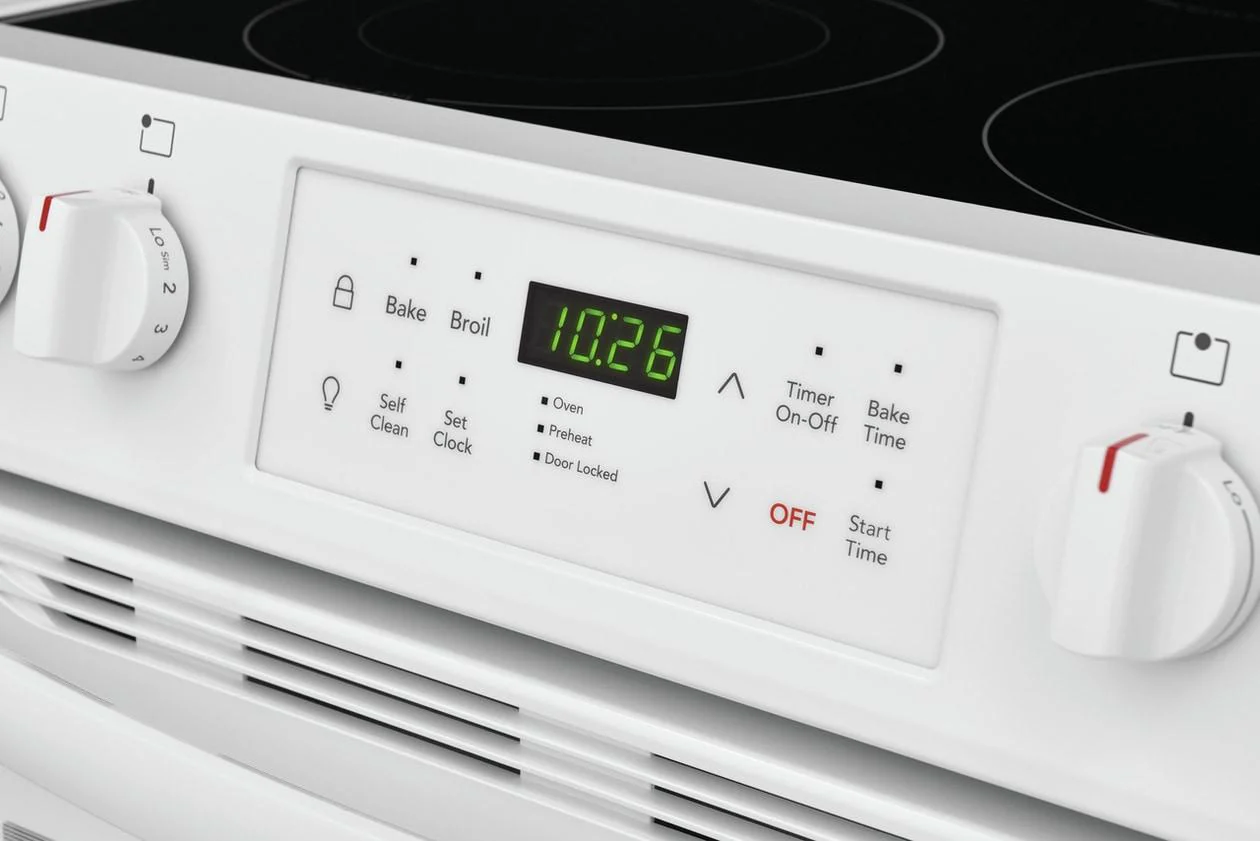 Frigidaire 30" Front Control Freestanding Electric Range - Image 5