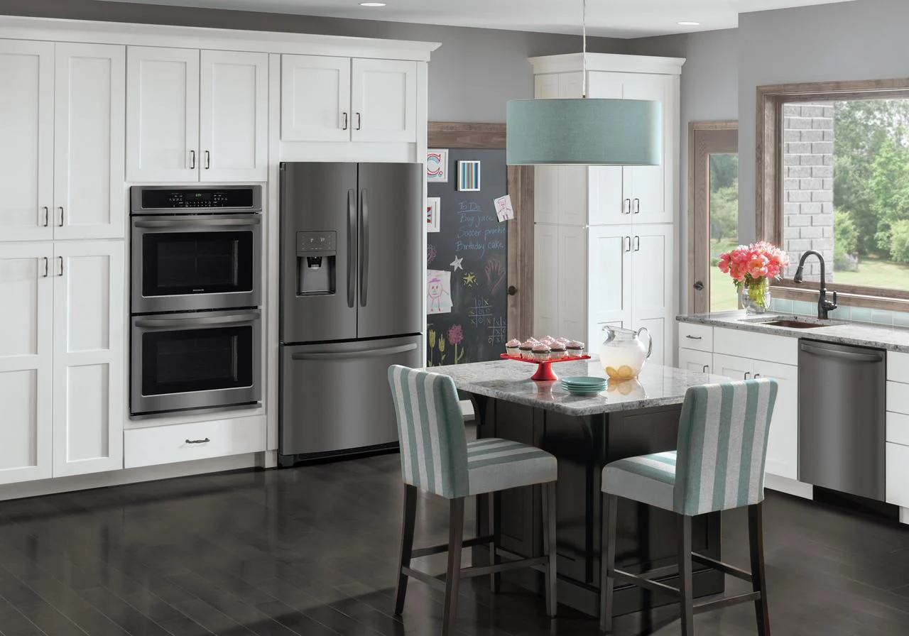 Frigidaire 30'' Double Electric Wall Oven - Image 2